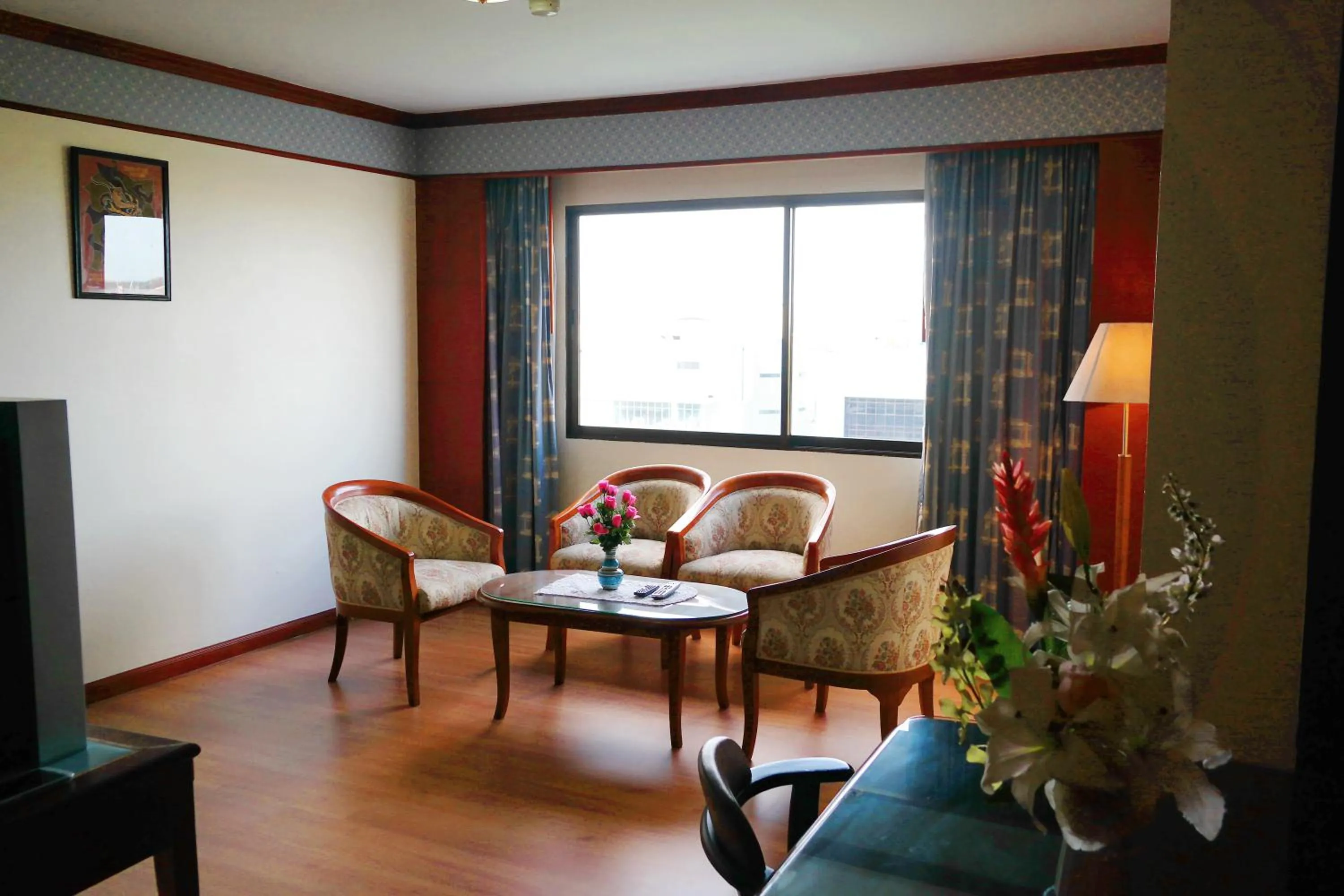 Seating area in Grand Park Hotel