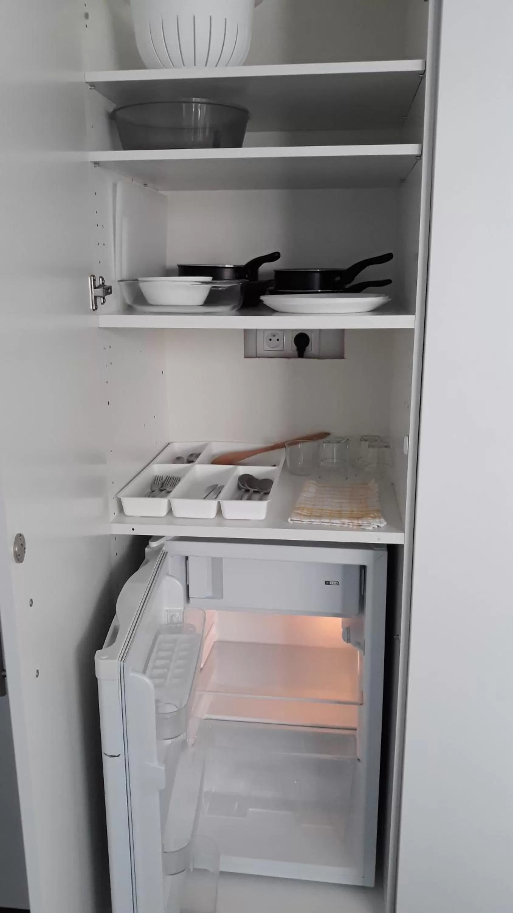 Communal kitchen in Les chambres de l'Abbaye