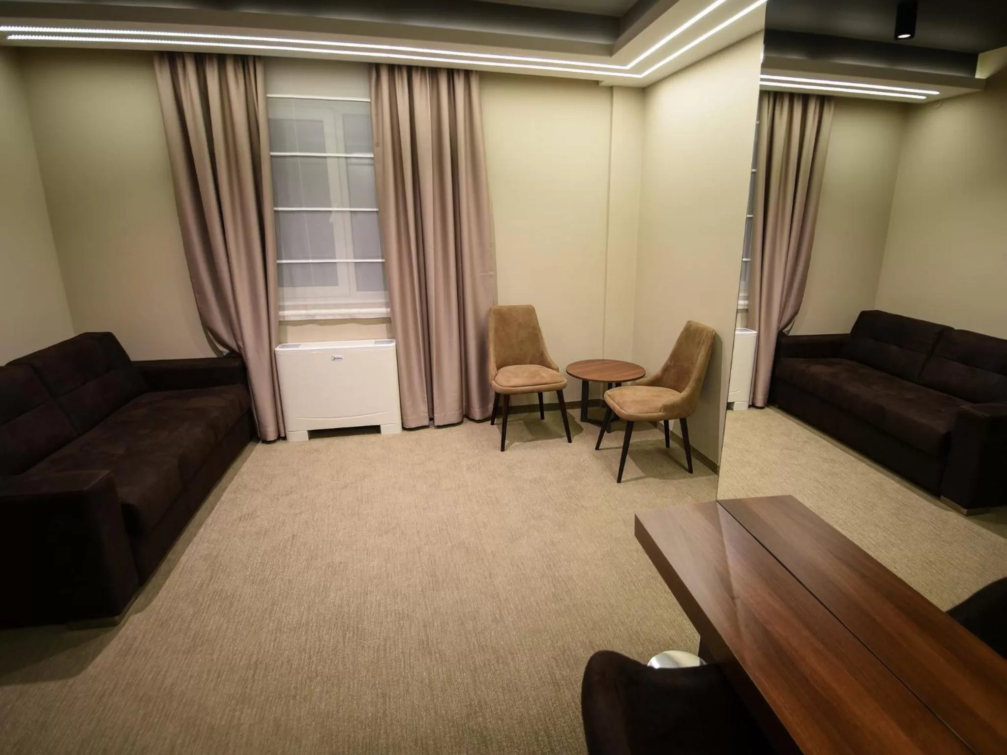 Bedroom, Seating Area in Hotel Ideo Lux