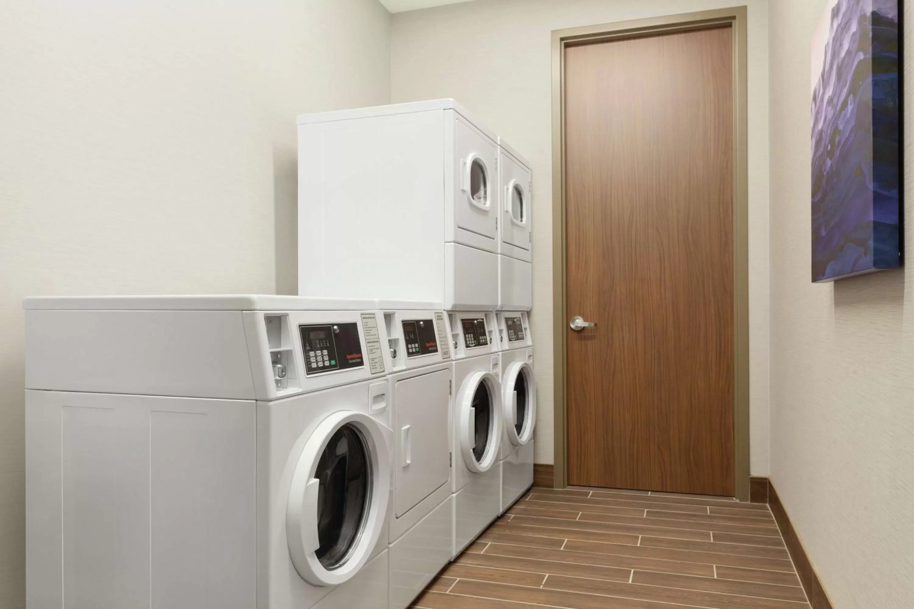 Property building in Embassy Suites By Hilton South Jordan Salt Lake City