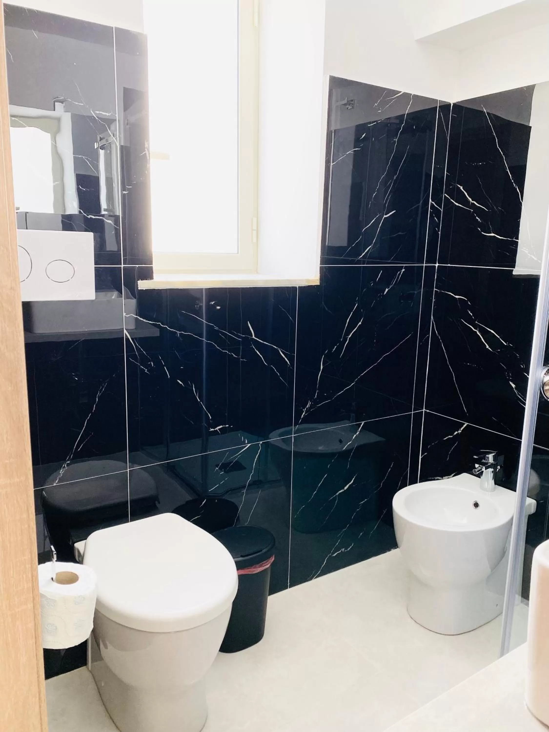 Shower, Bathroom in B&B Palermo Pirri