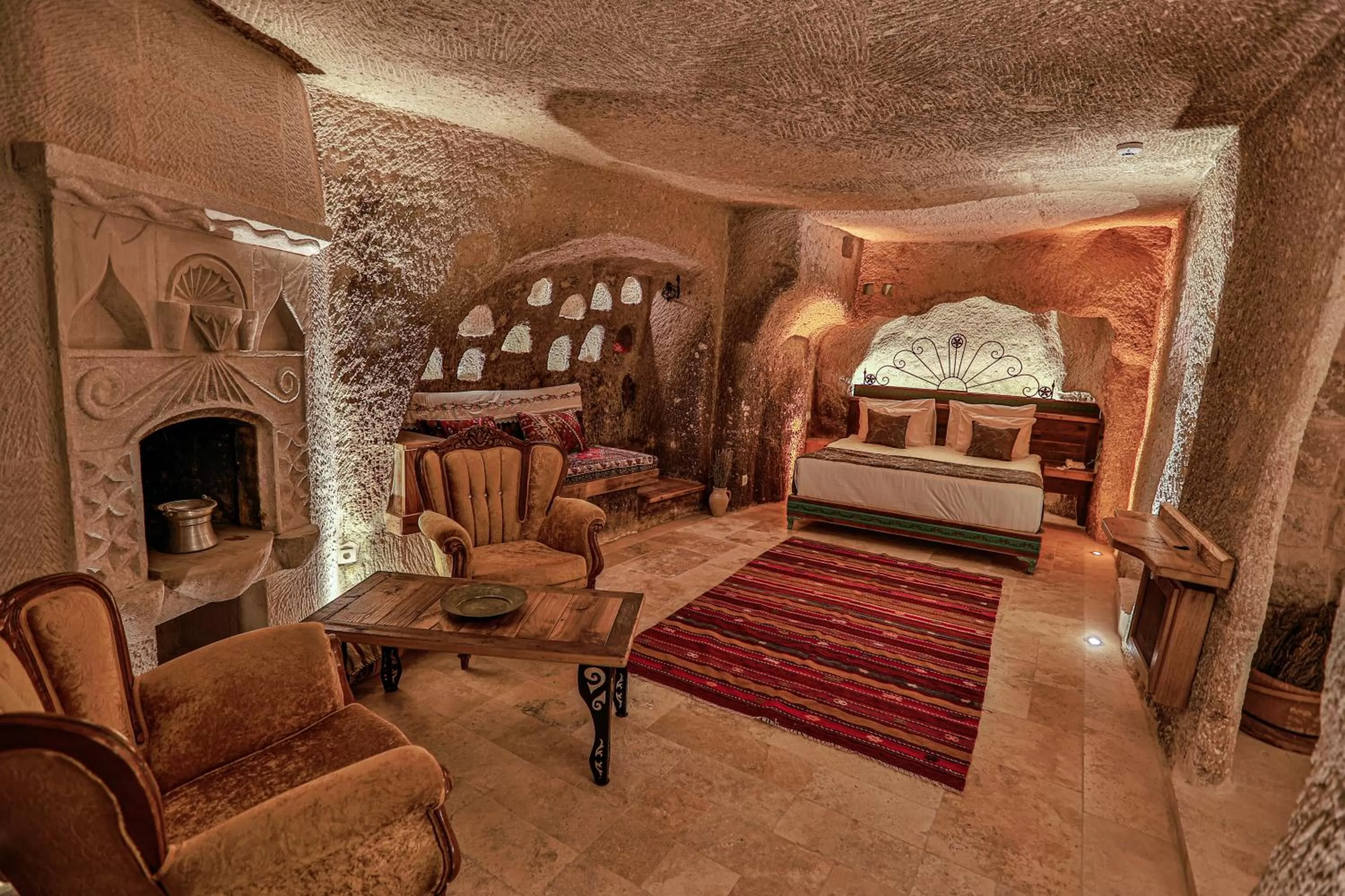 Massage, Bed in Şah Saray Cave Suites Halal Hotel