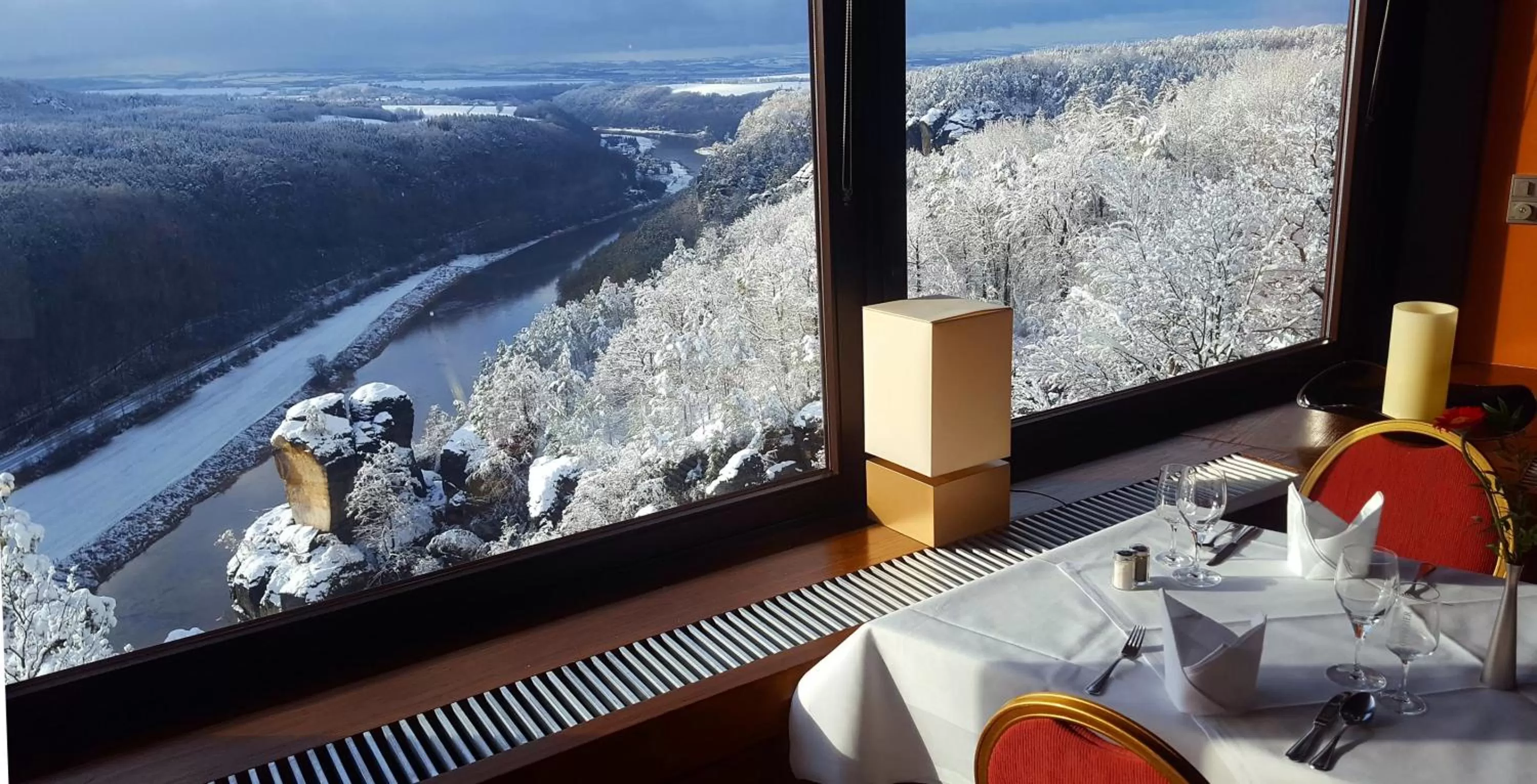 Restaurant/places to eat in Berghotel Bastei