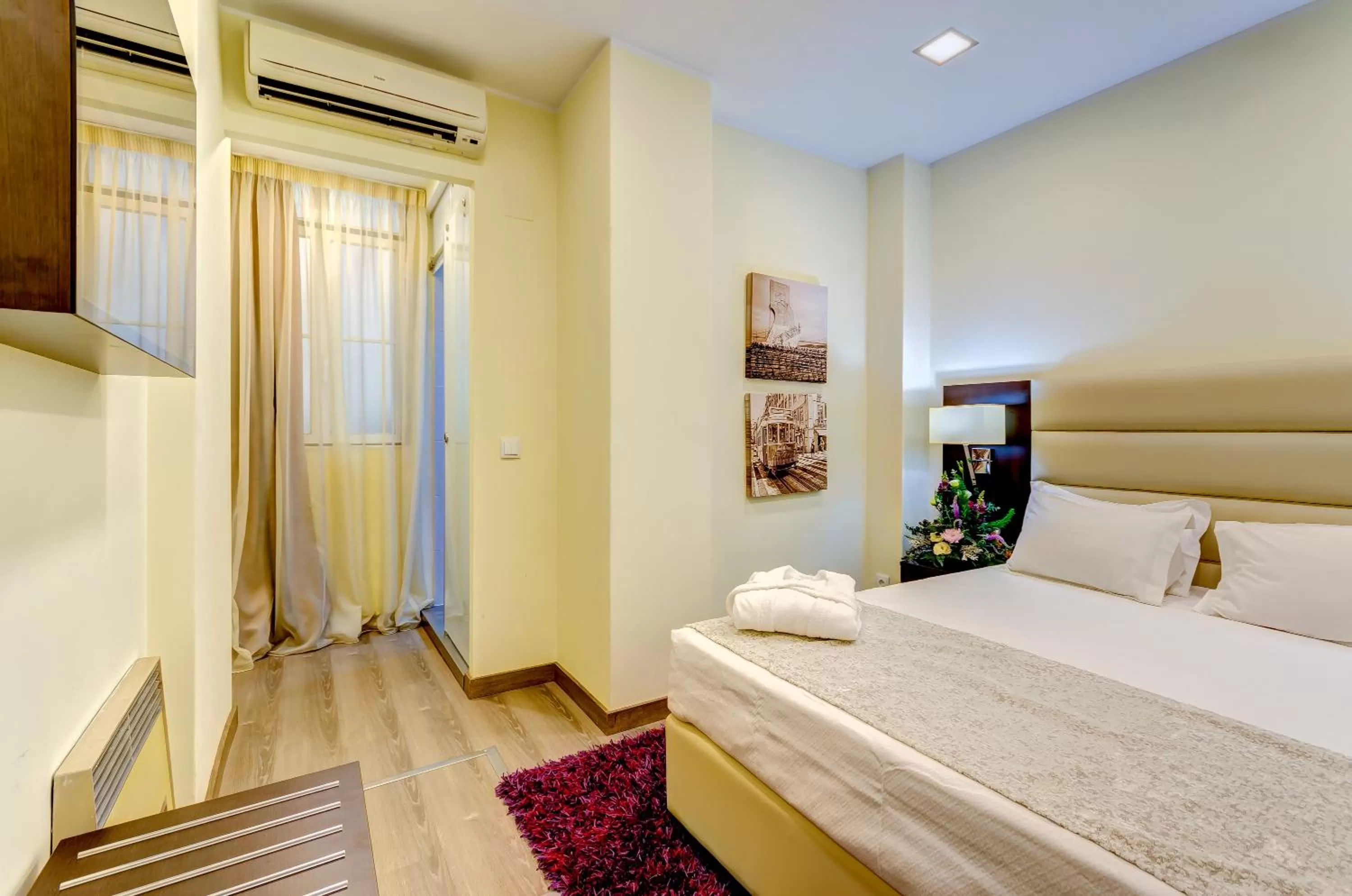 Bed in Hotel LX Rossio