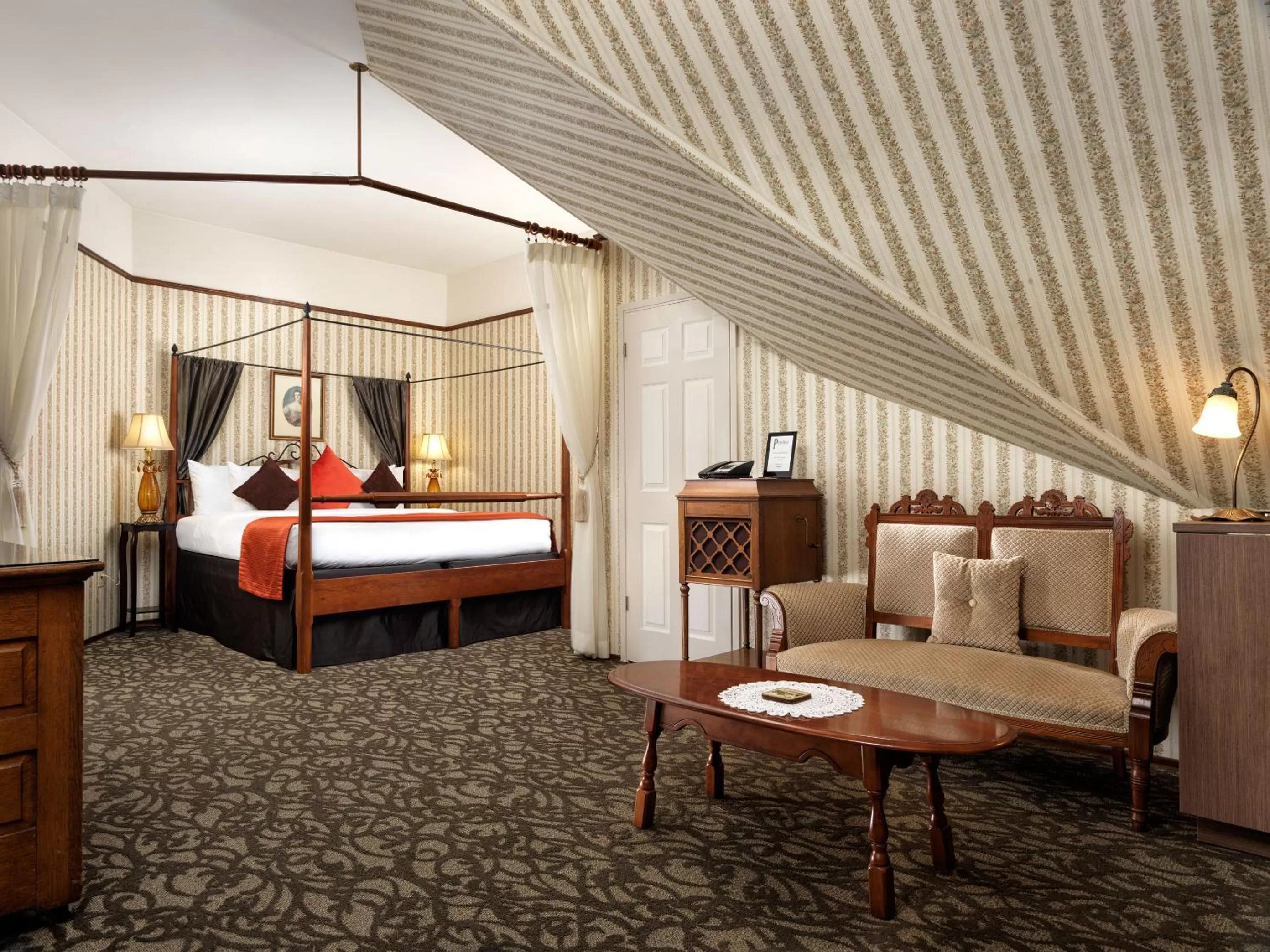 Photo of the whole room, Bed in Pendray Inn and Tea House