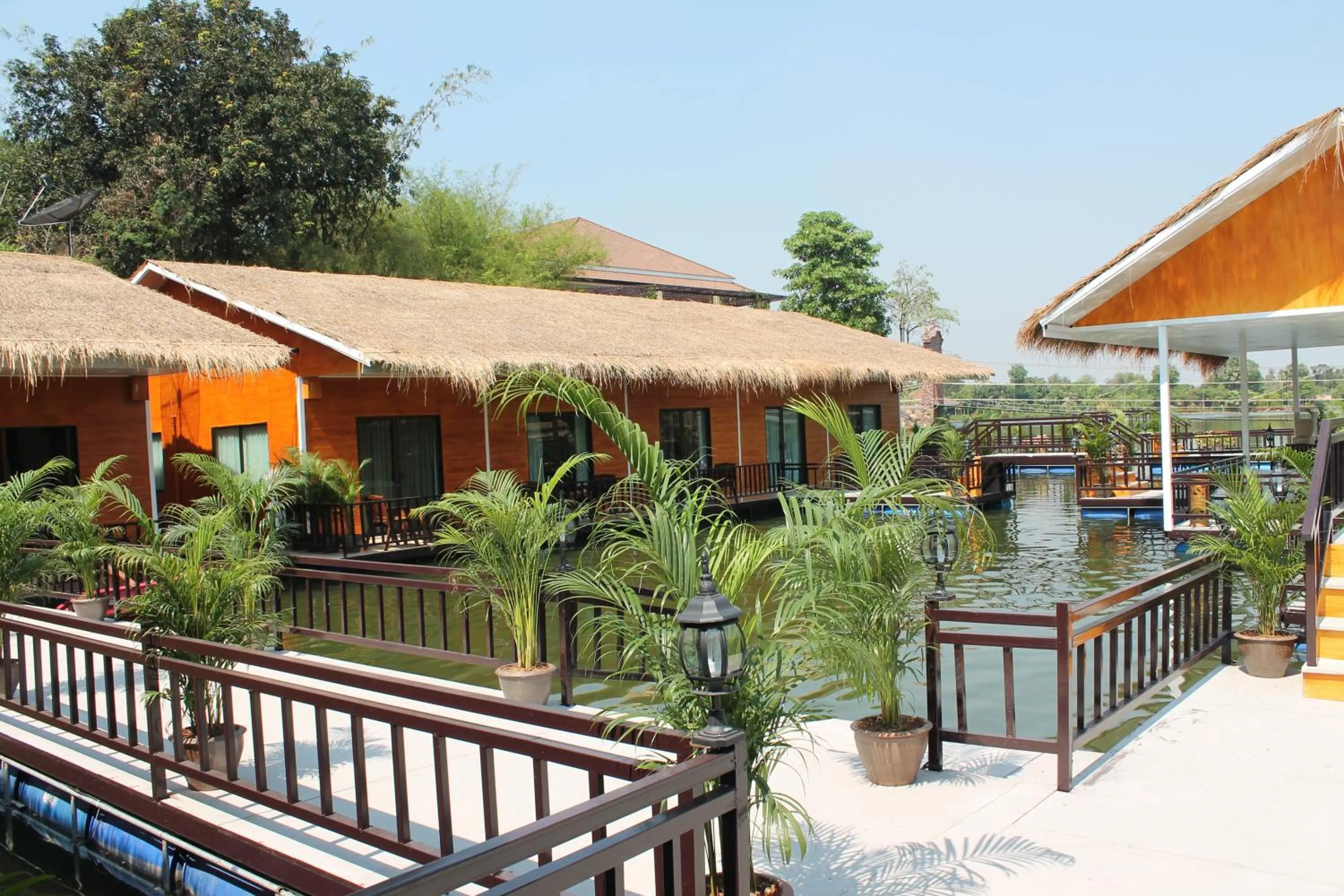 Photo of the whole room in Chawalun Resort