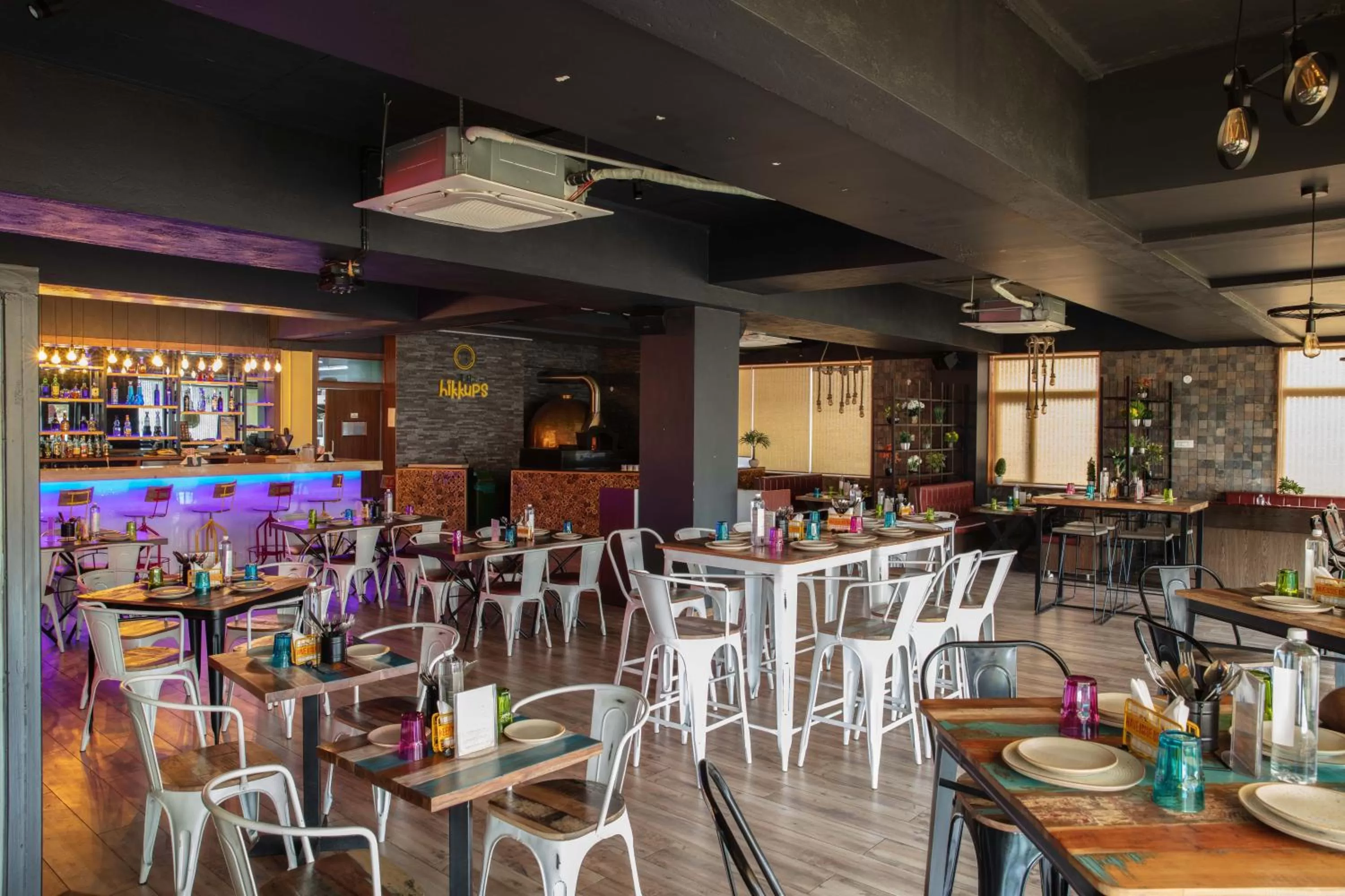 Restaurant/places to eat in Ashok inn