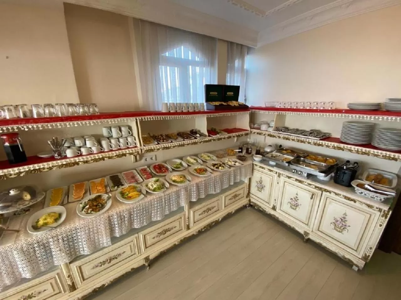 Buffet breakfast in Ada Hotel Istanbul
