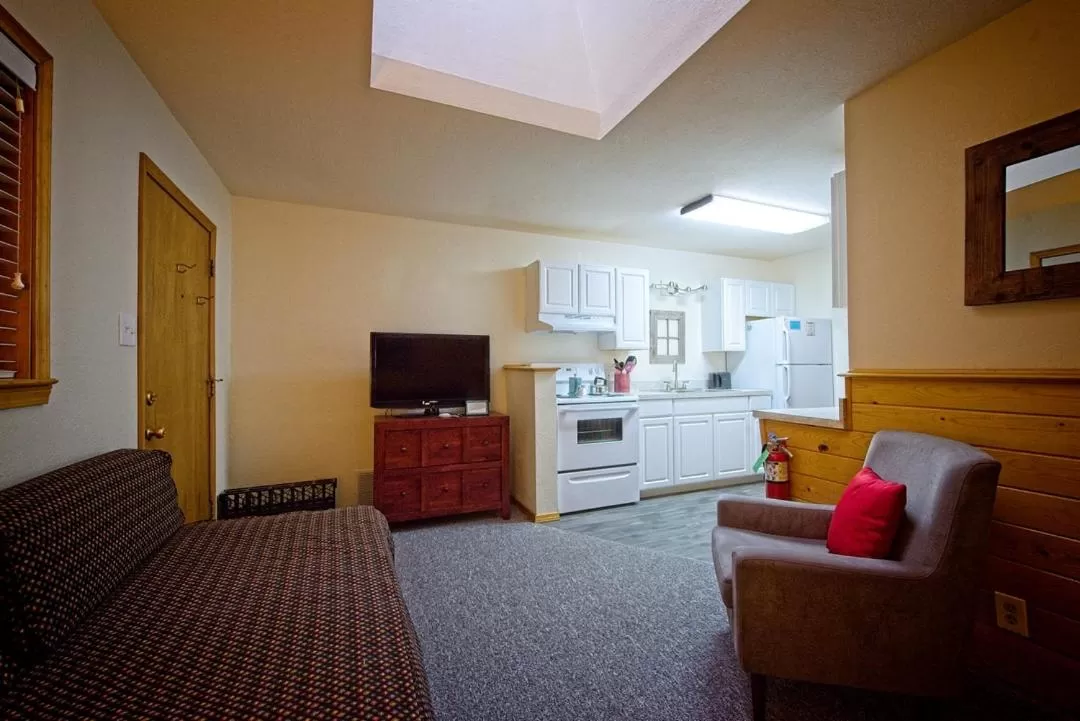 Kitchen or kitchenette in Sitzmark Sports Lodge