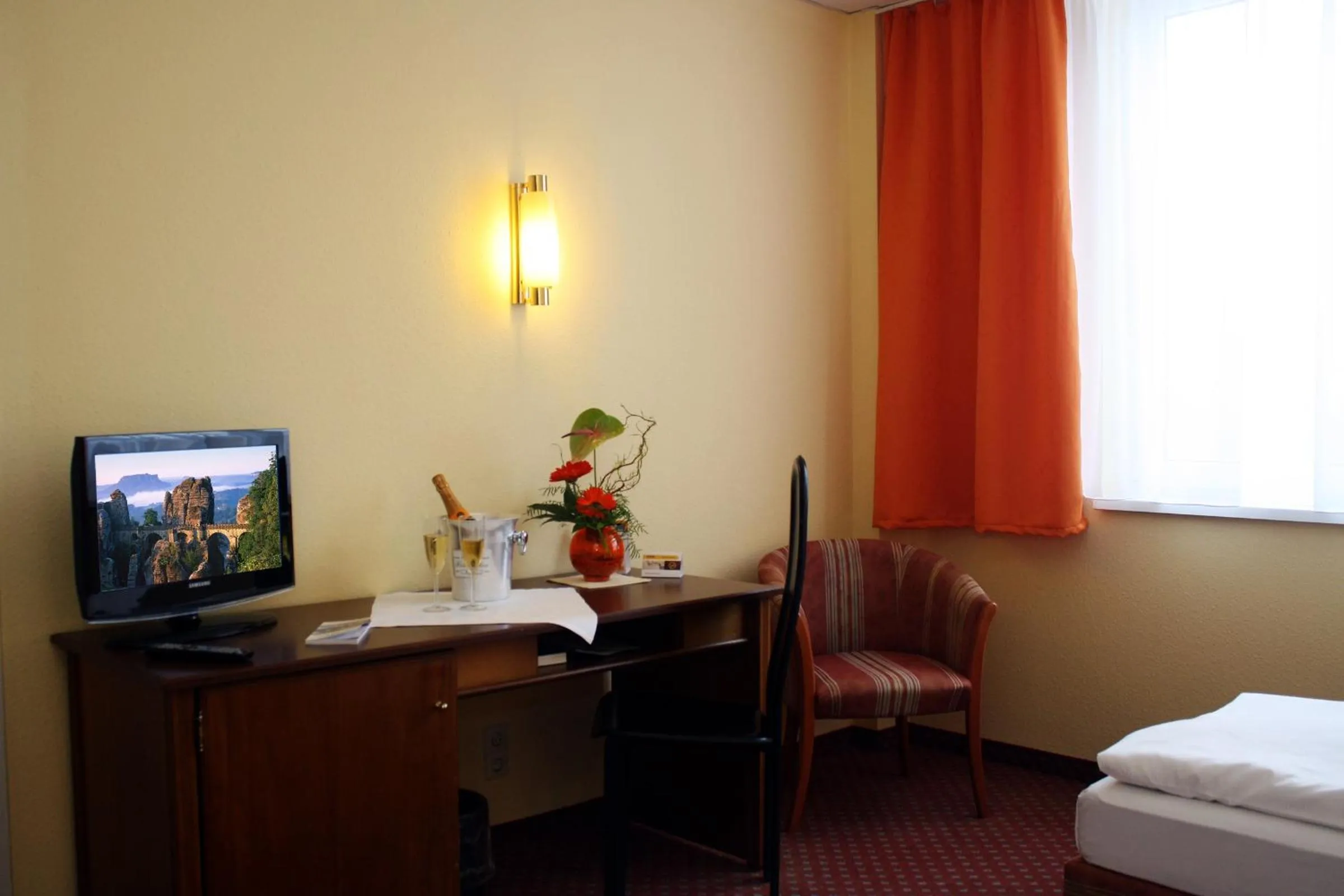 Seating area in Quick Hotel Dresden West