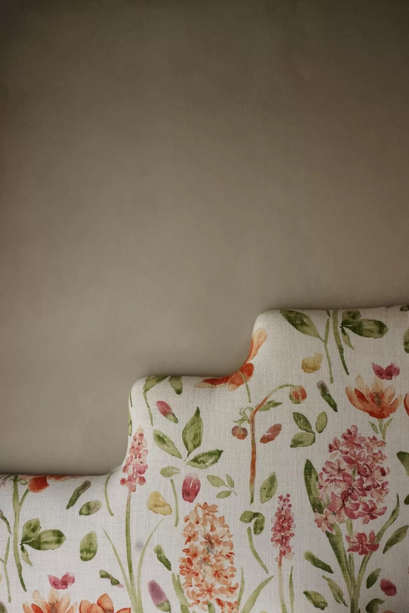 Decorative detail, Bed in Ottantotto Firenze