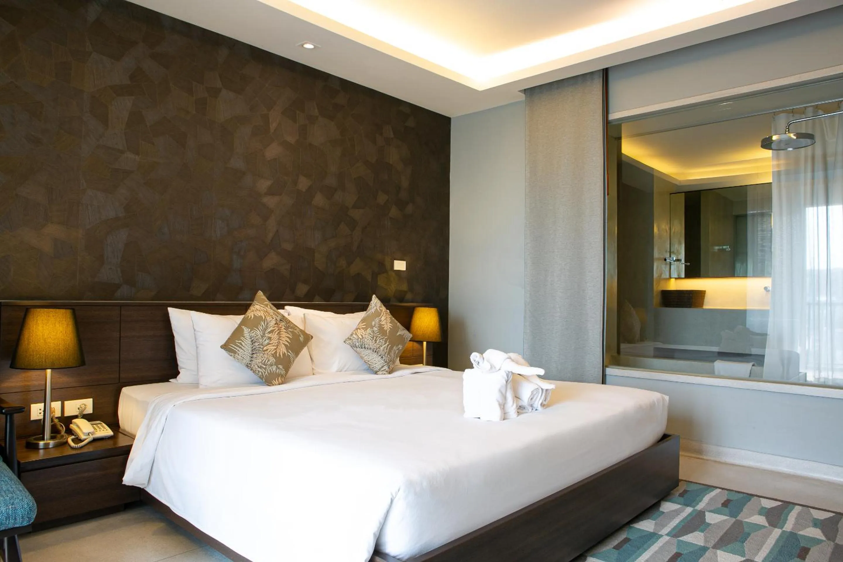 Bedroom, Bed in The Silver Palm Wellness Resort