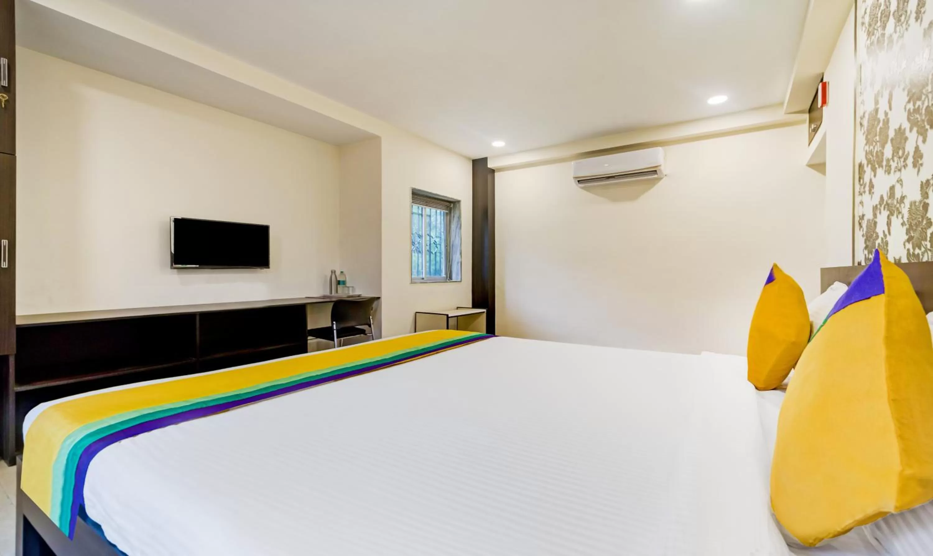 Breakfast, Bed in Itsy Hotels Neeranand Plaza, Bhawanipur