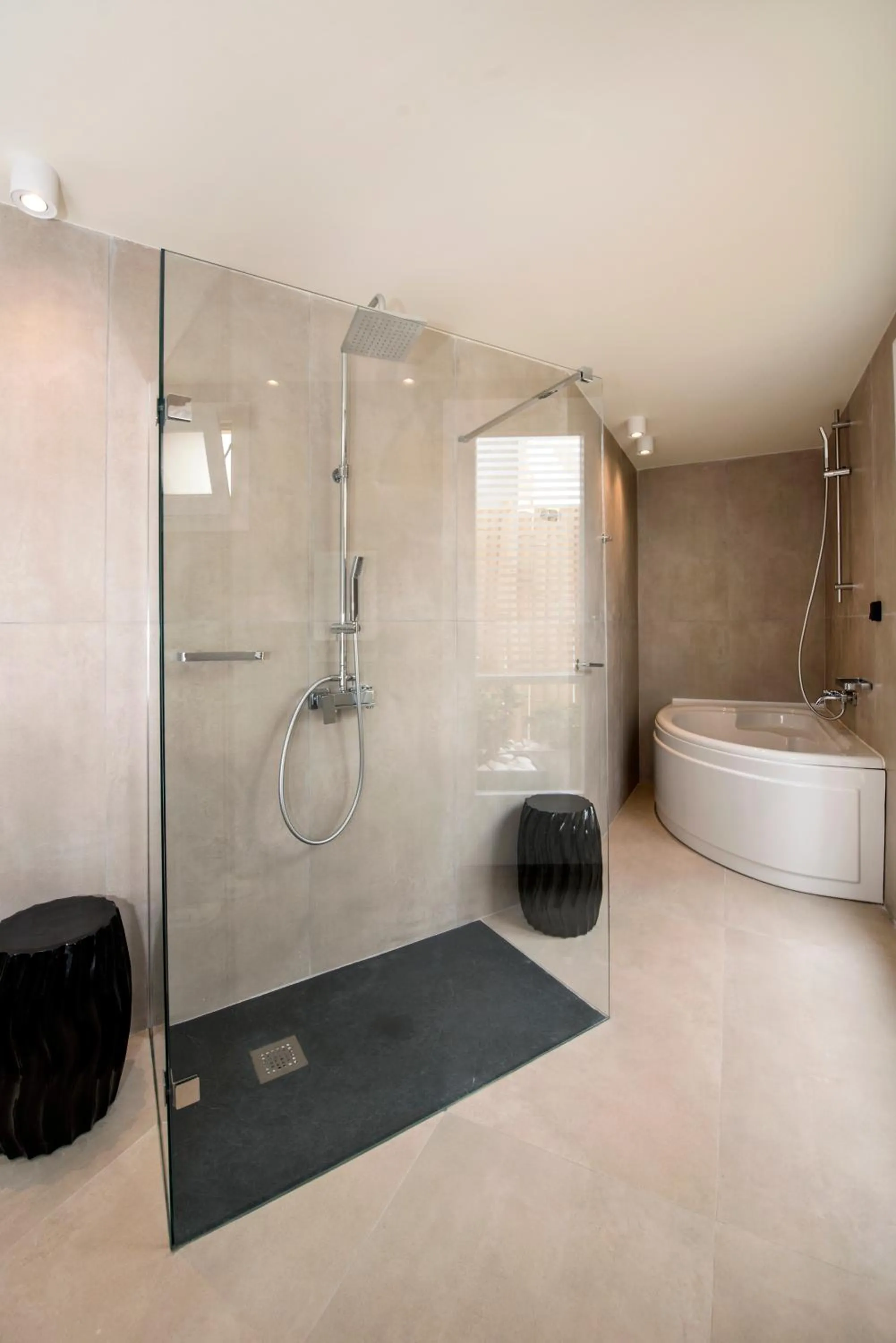 Bathroom in Hotel Hermes