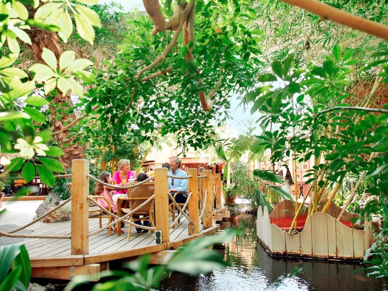 Restaurant/places to eat in Hotel Bispinger Heide by Center Parcs