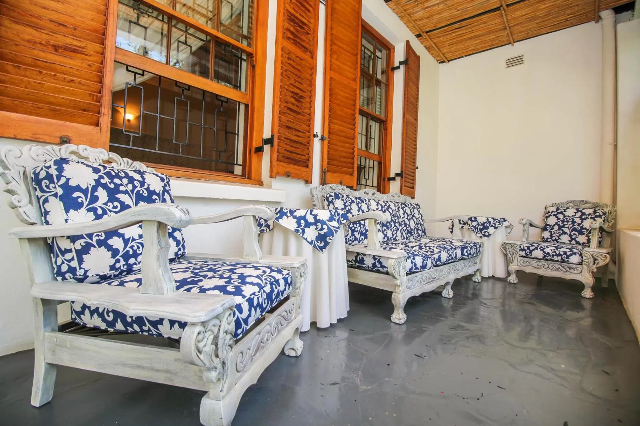 Patio, Seating Area in Airlies Historical Guest House