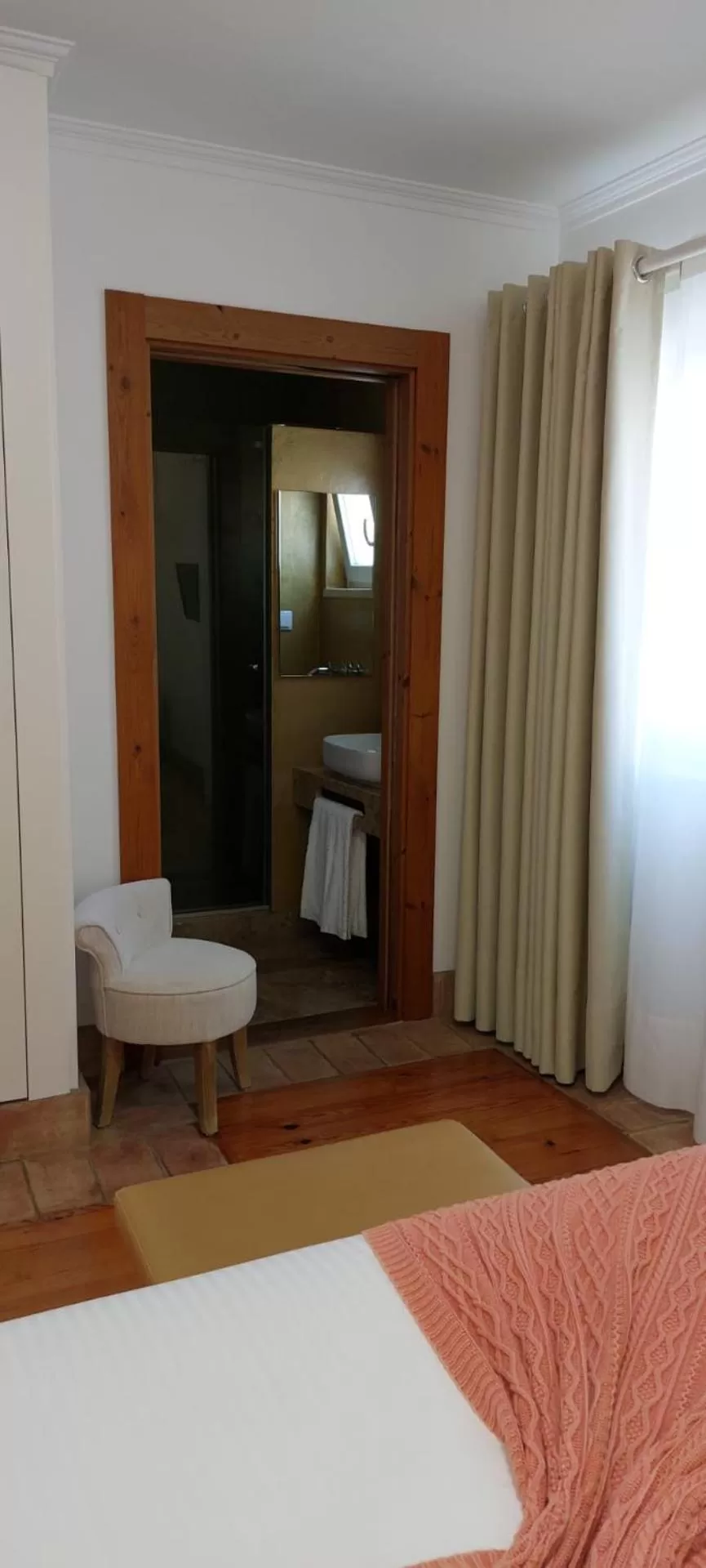 Bathroom, Bed in Guarda Rios