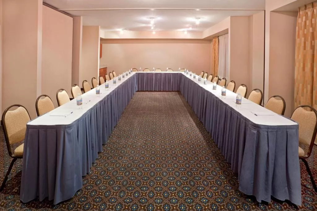 Meeting/conference room in Candlewood Suites Dallas Fort Worth South by IHG