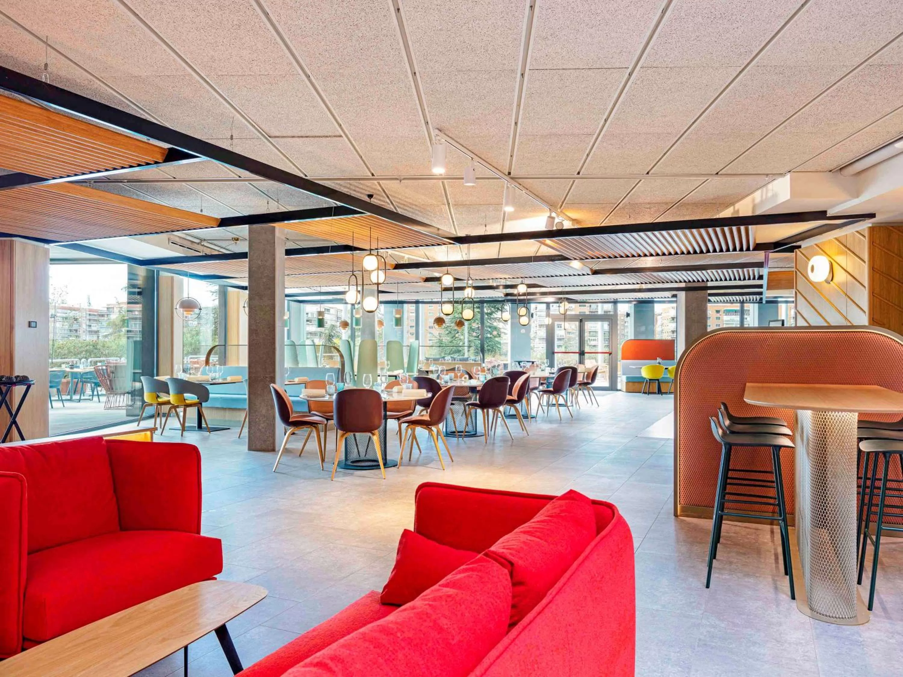 Lounge or bar in Ibis Styles Madrid City Las Ventas