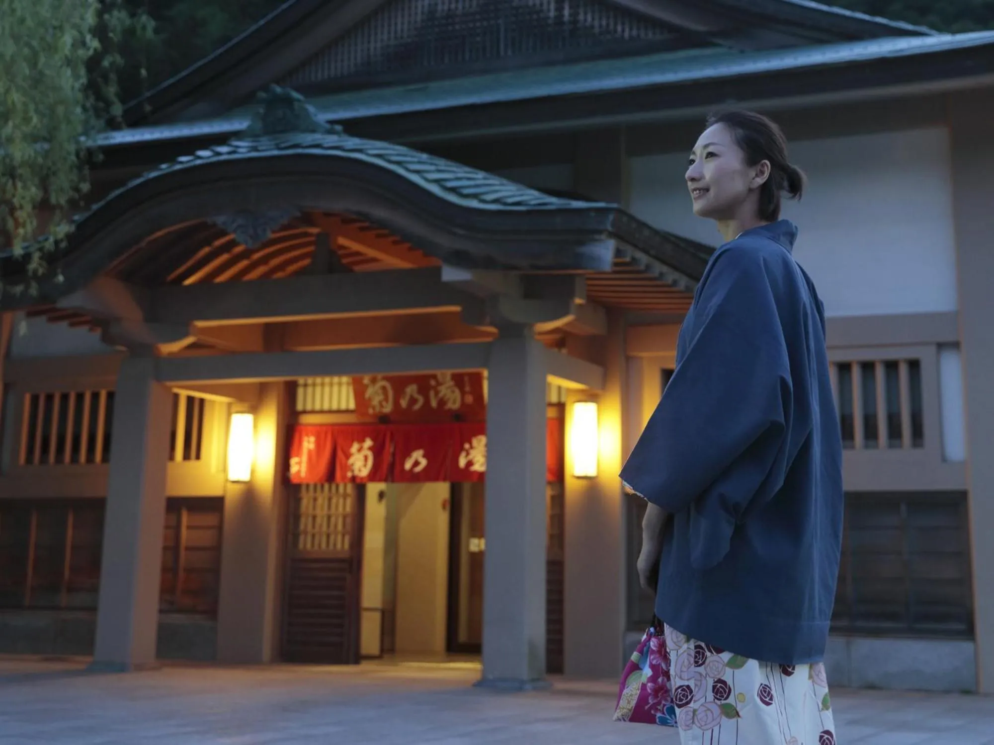 Nearby landmark in Shirasagiyu Tawaraya