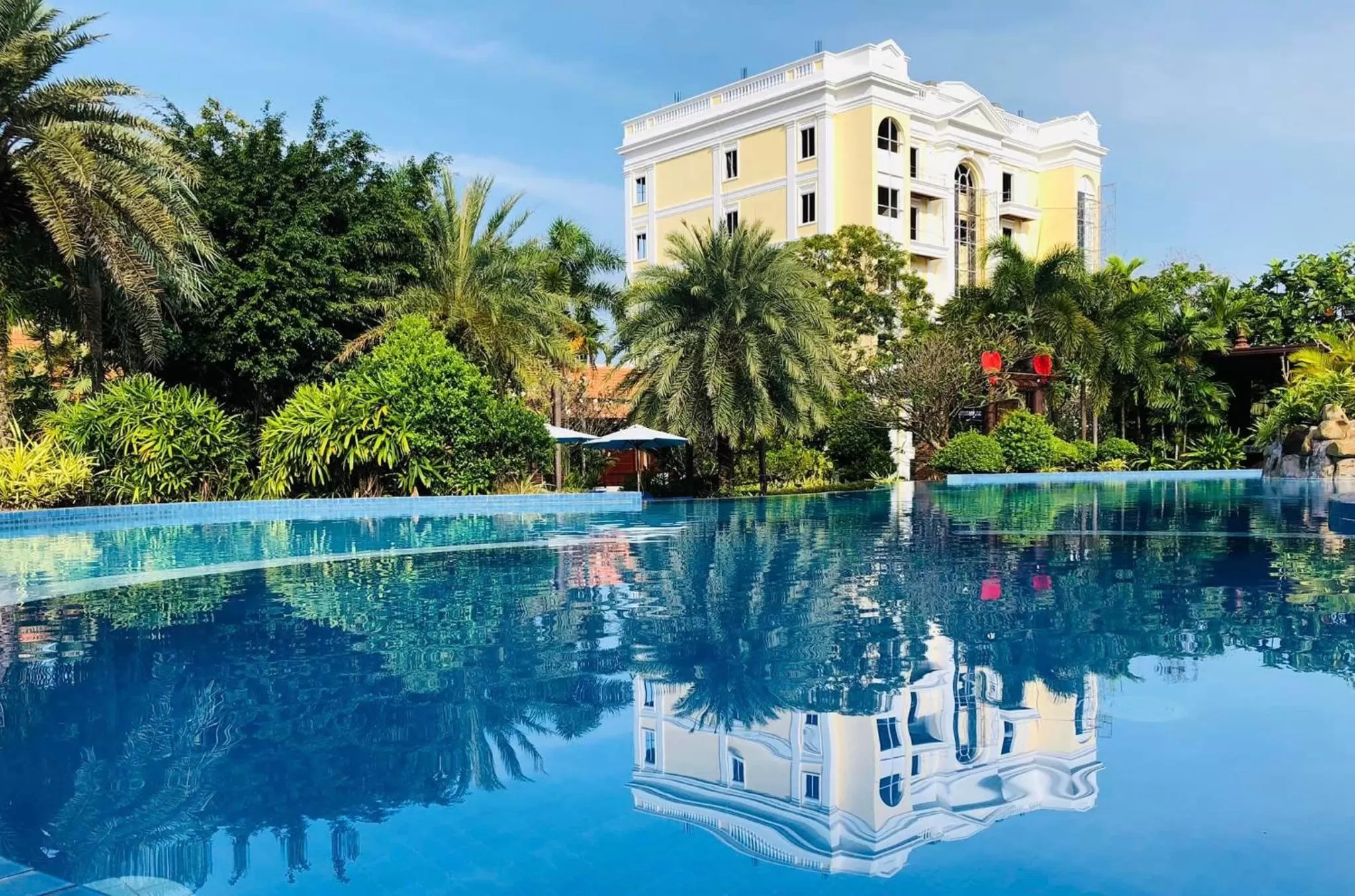 Pool view, Swimming Pool in Try Palace Resort-Kep
