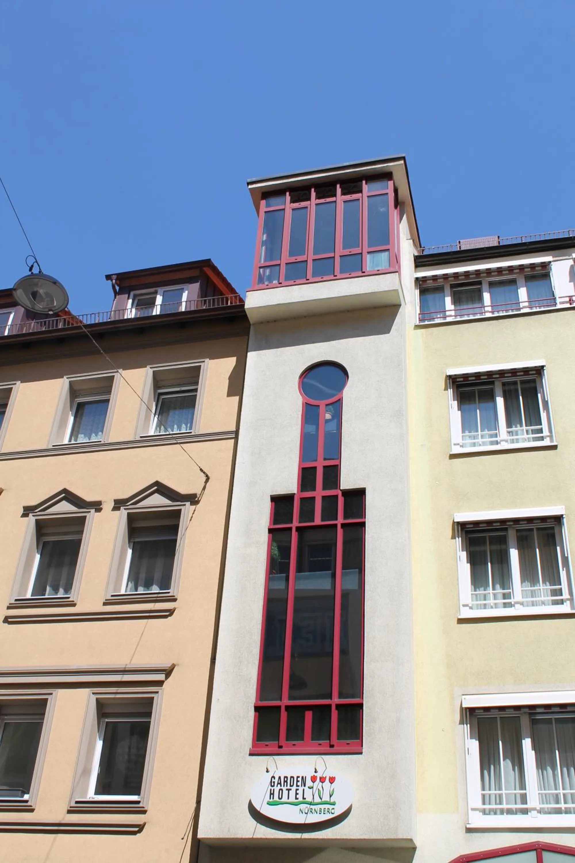 Facade/entrance in Garden Hotel