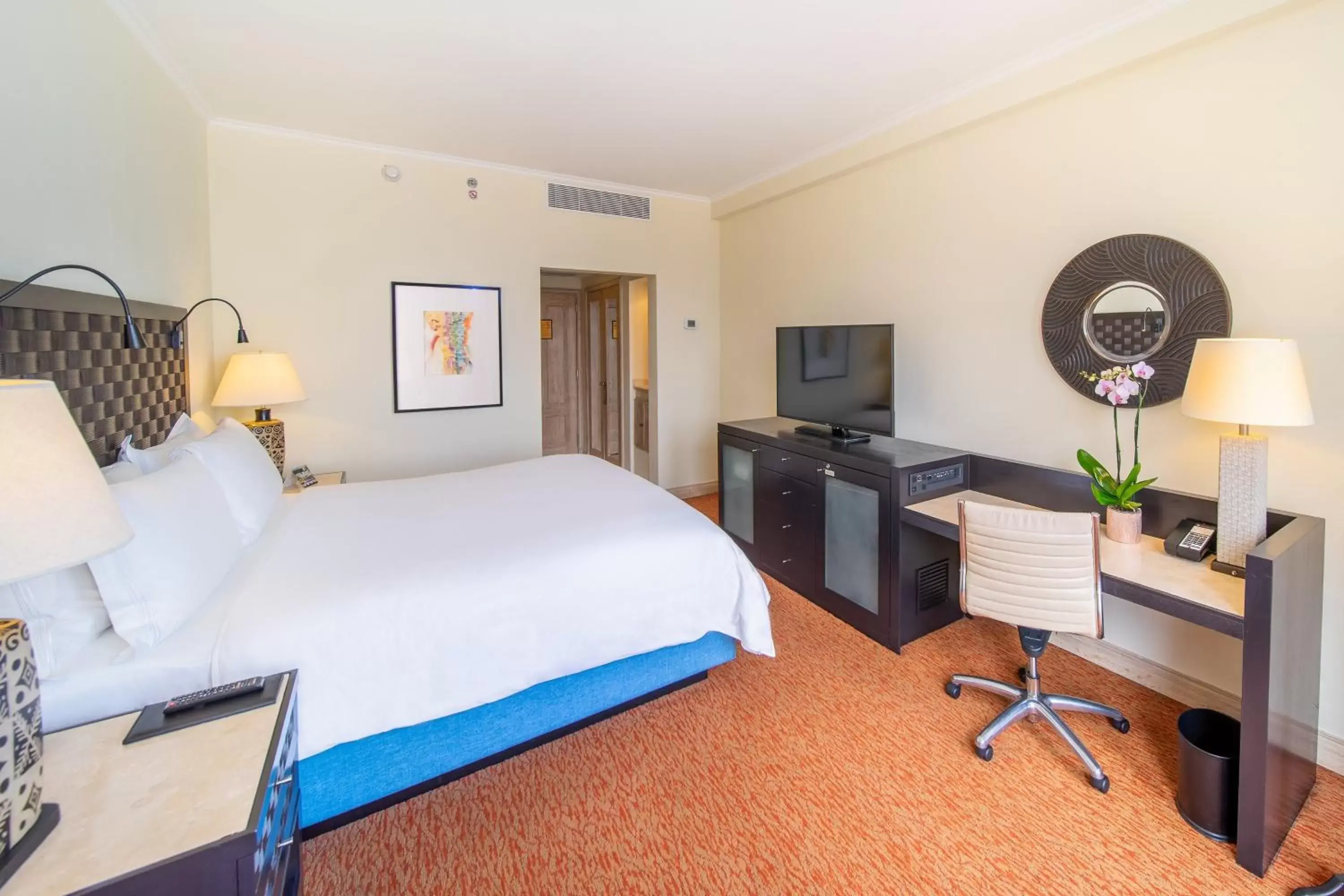 Classic King Room - single occupancy in InterContinental Real San Pedro Sula by IHG Classic King Room - single occupancy in InterContinental Real San Pedro Sula by IHG
