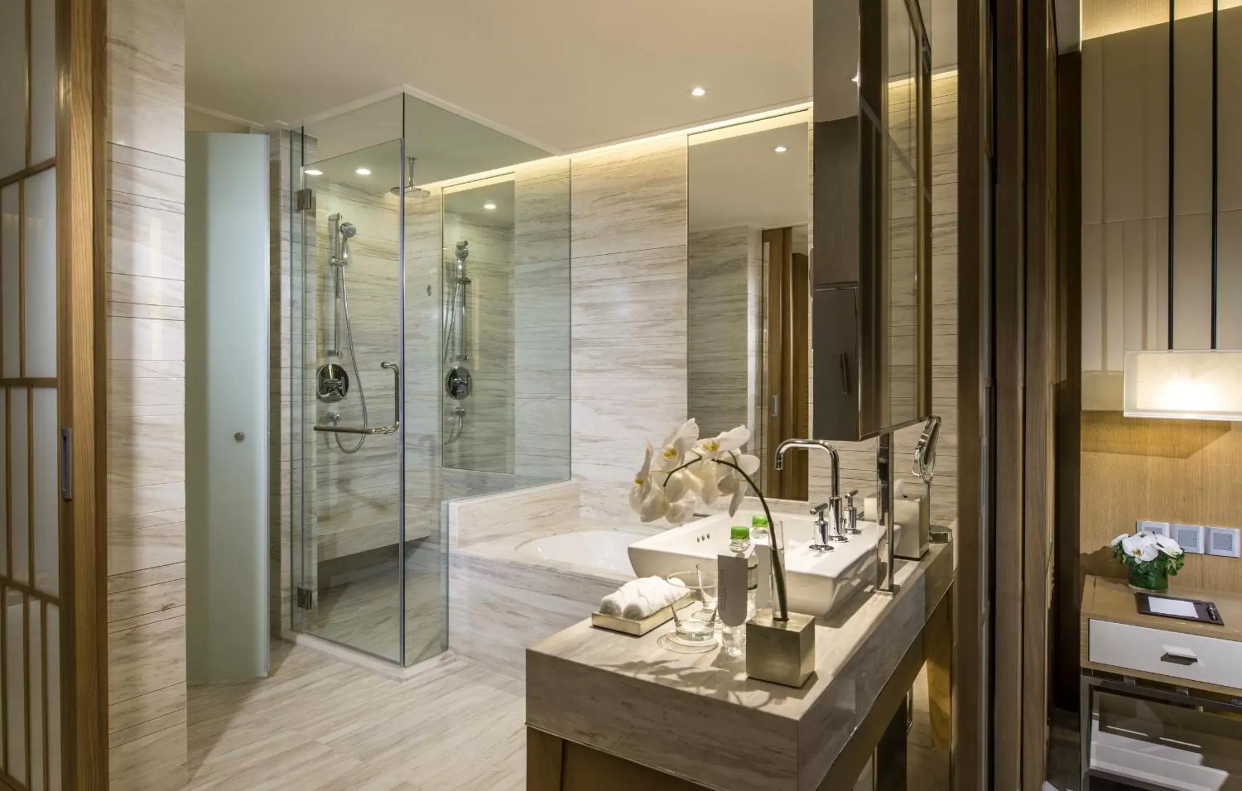 Classic Twin Room with Ocean View in InterContinental Nha Trang by IHG Classic Twin Room with Ocean View in InterContinental Nha Trang by IHG