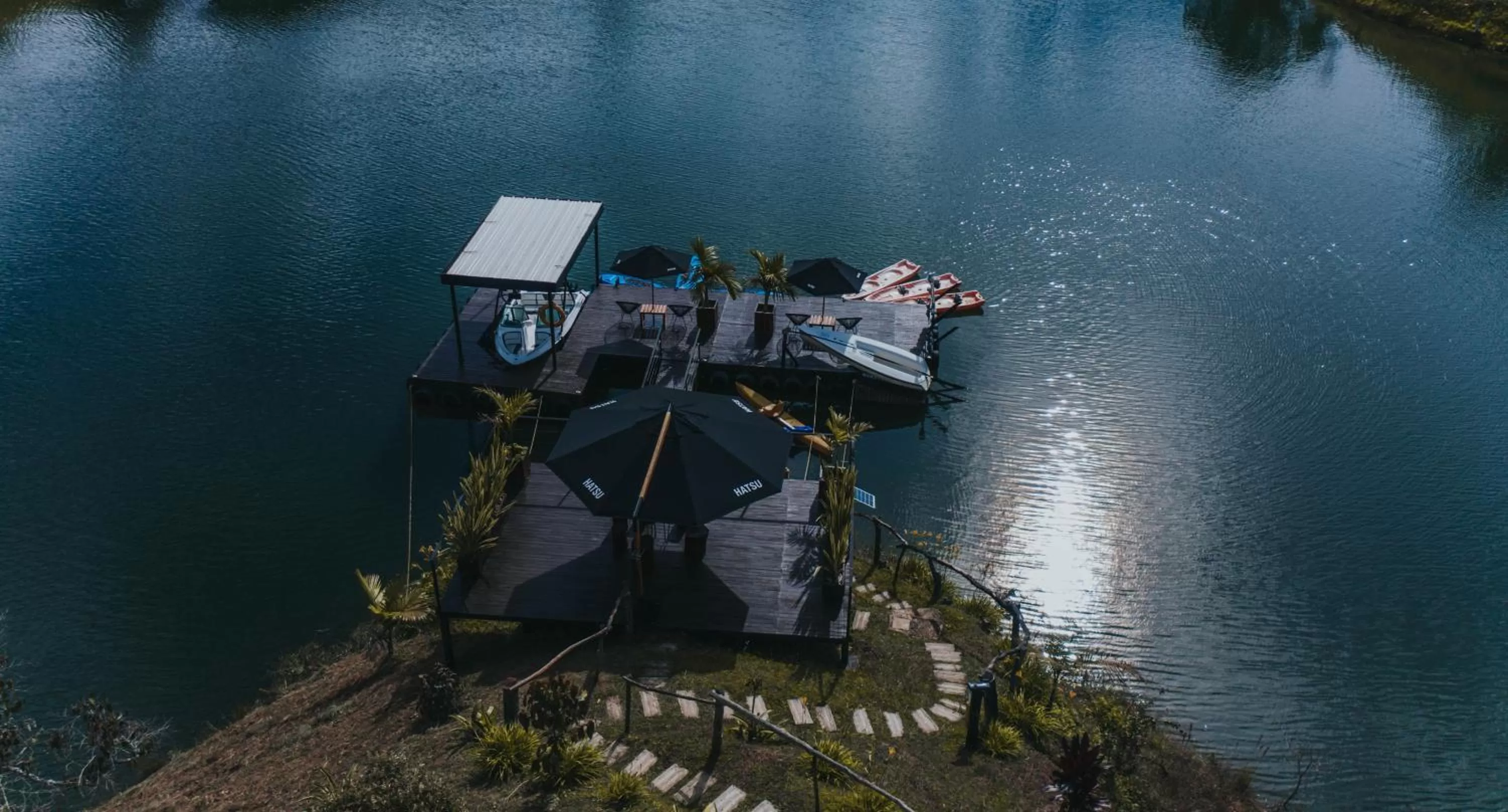 Natural landscape in Domus Glamping Guatapé