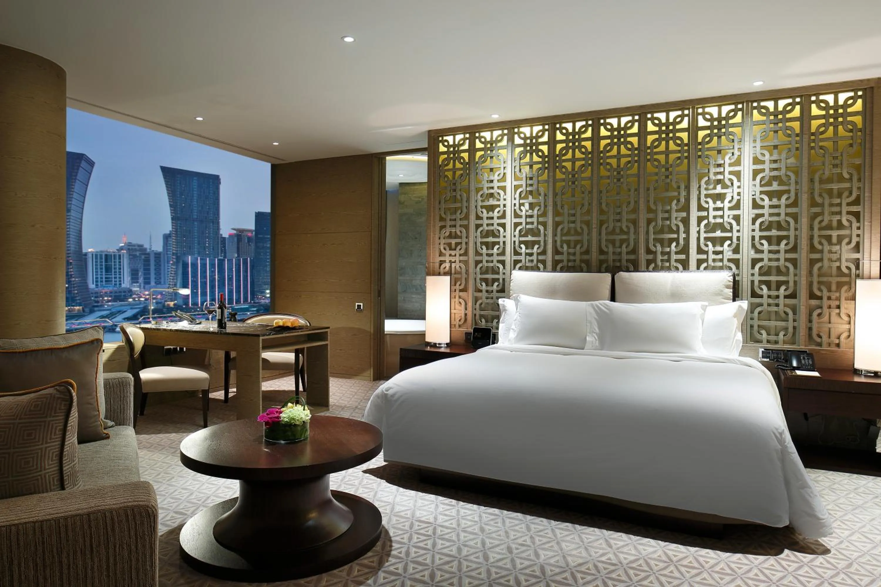 Bedroom, Bed in Banyantree Shanghai On the Bund - Tales rooftop bar boasts a jaw-dropping panoramic vista