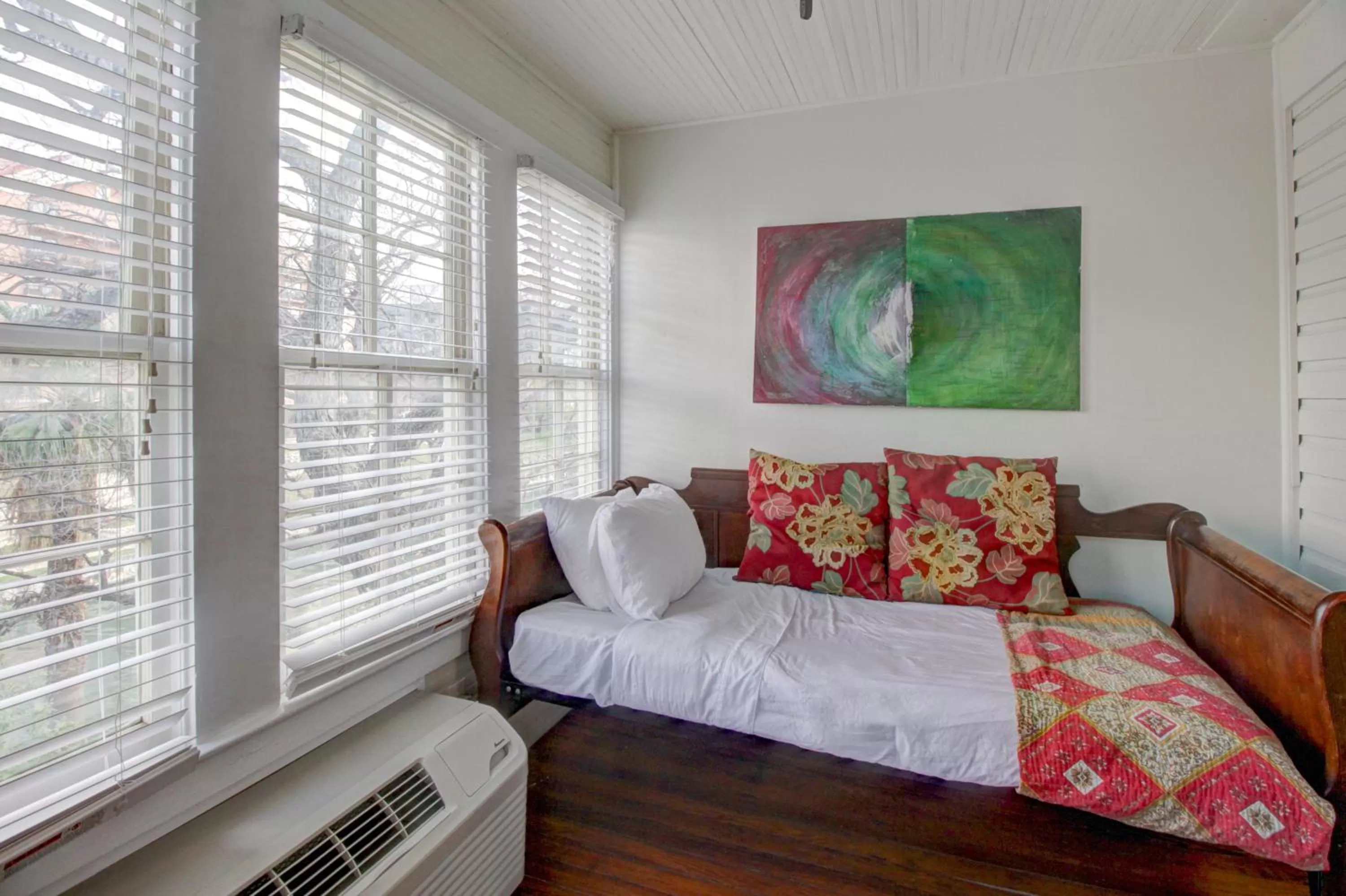 Bed in Inn on the Riverwalk