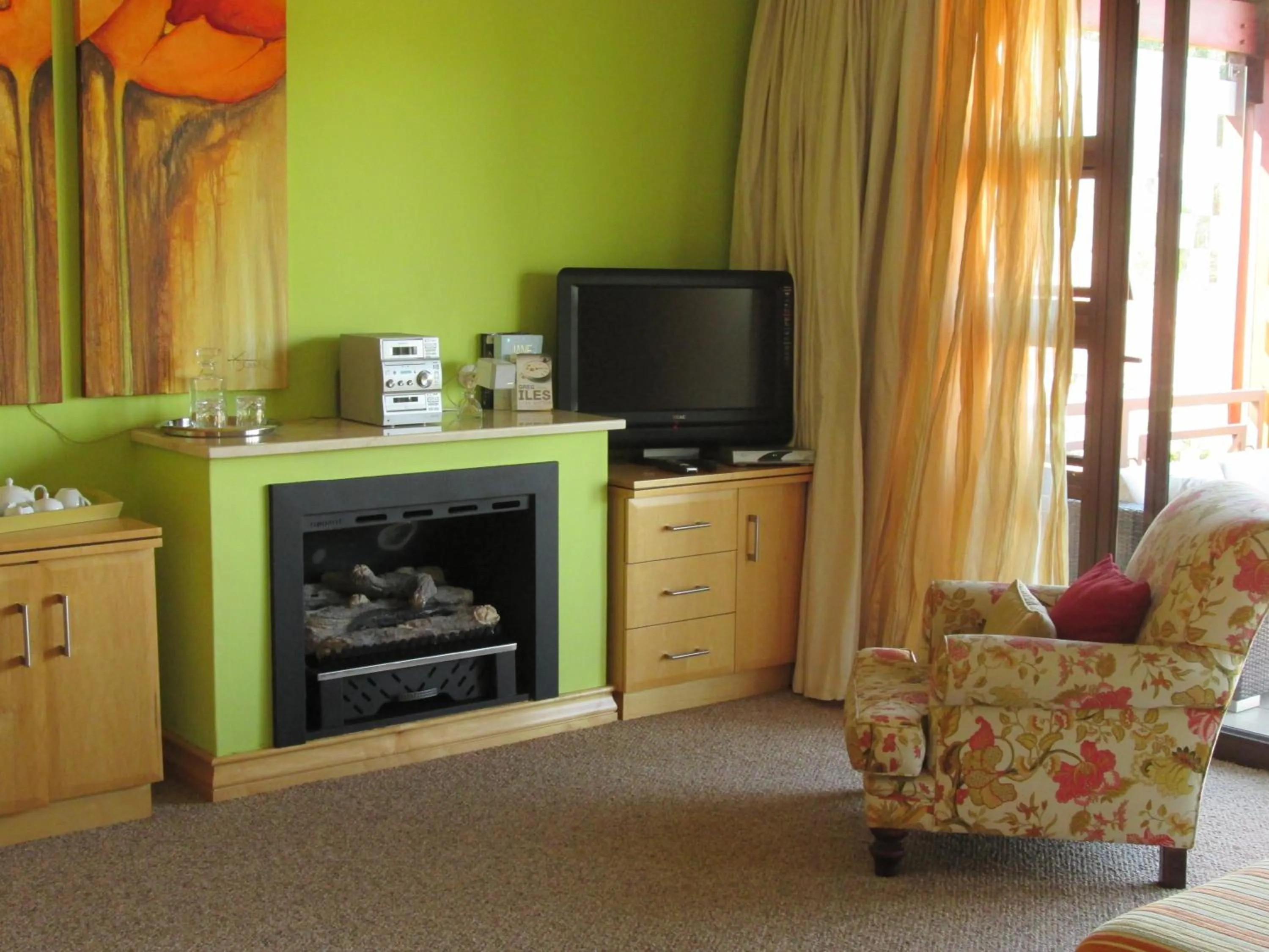 TV and multimedia in Schneiders Boutique Hotel