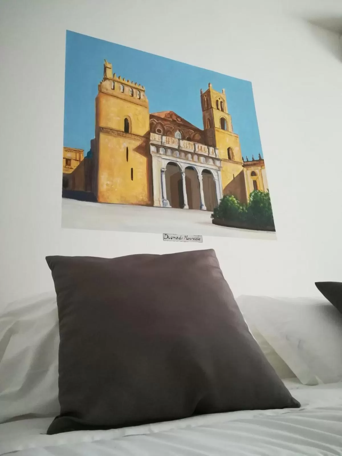 Decorative detail, Bed in Hotel Elite Palermo Centro