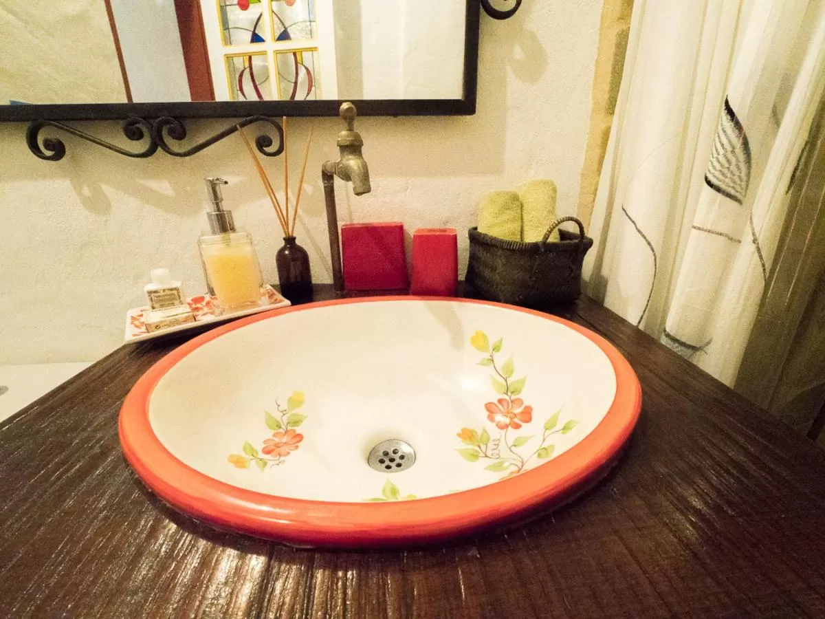 Bathroom in El Despertar Hotel