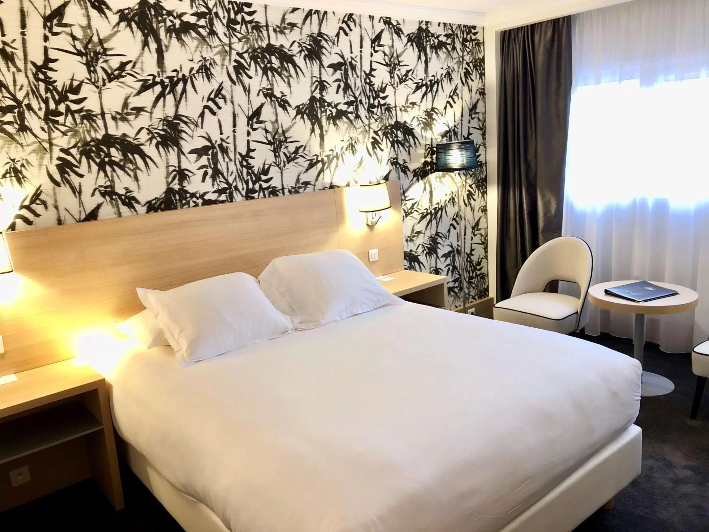 Photo of the whole room, Bed in Hotel Inn Paris CDG Airport