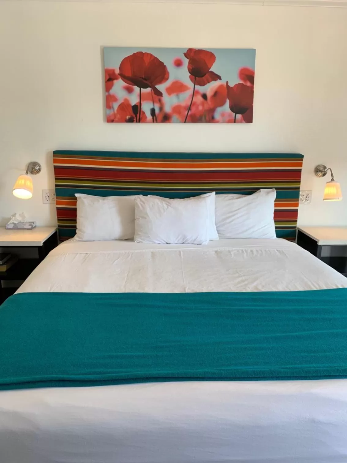 Bed in Sandyland Reef Inn