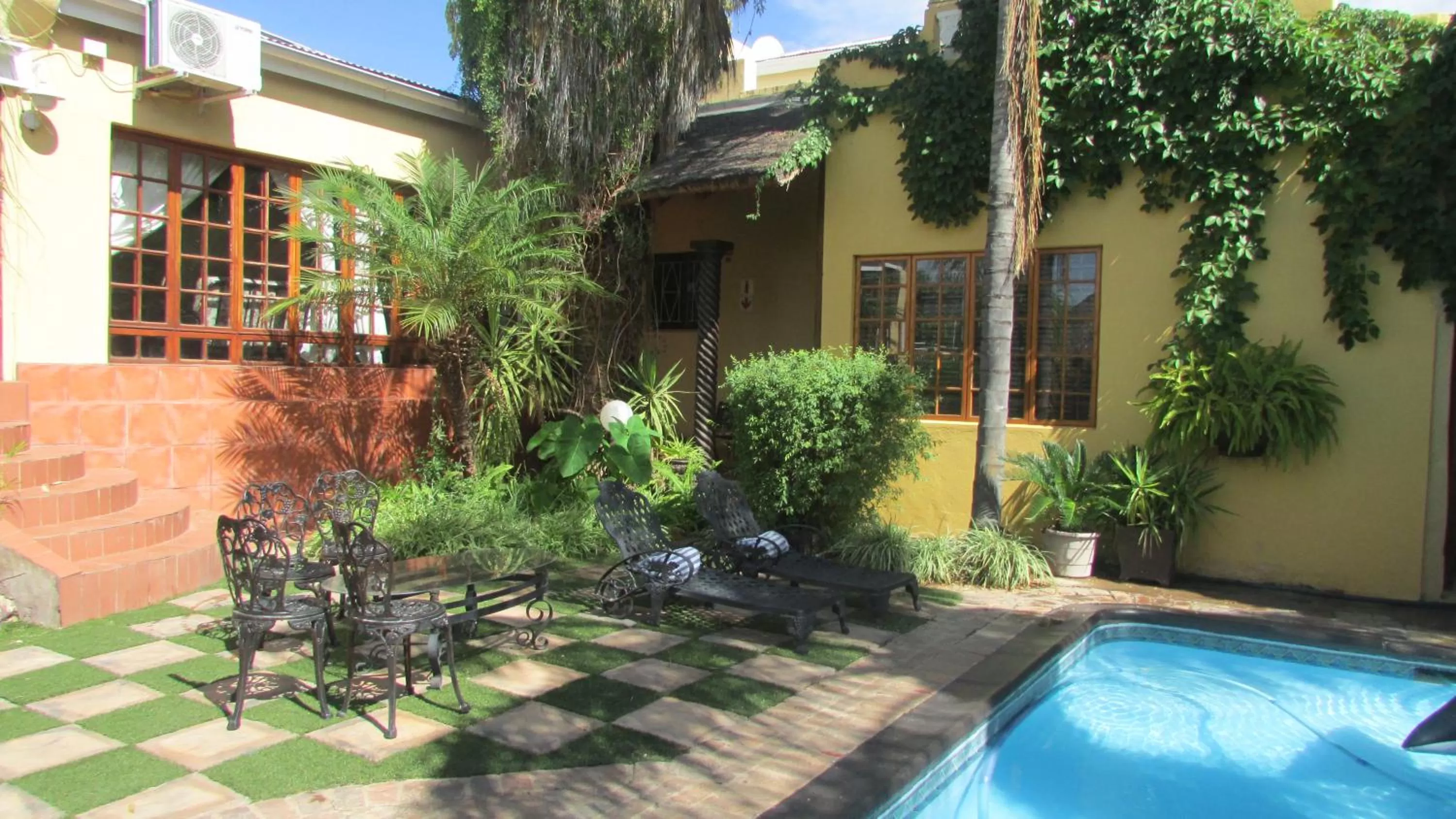 Bird's eye view in Victoria Manor