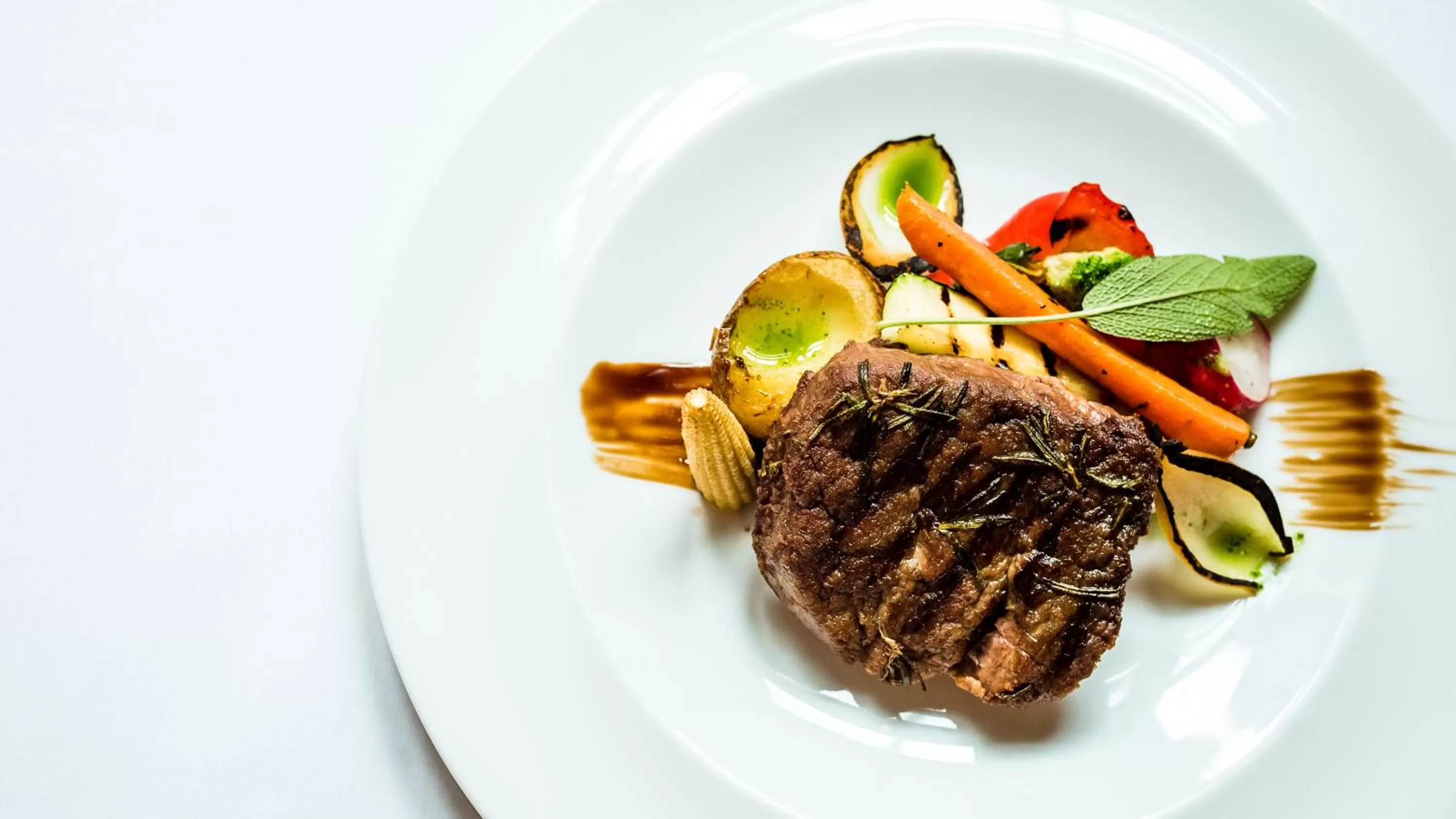 Restaurant/places to eat in VICTORIA Hotel Kaunas