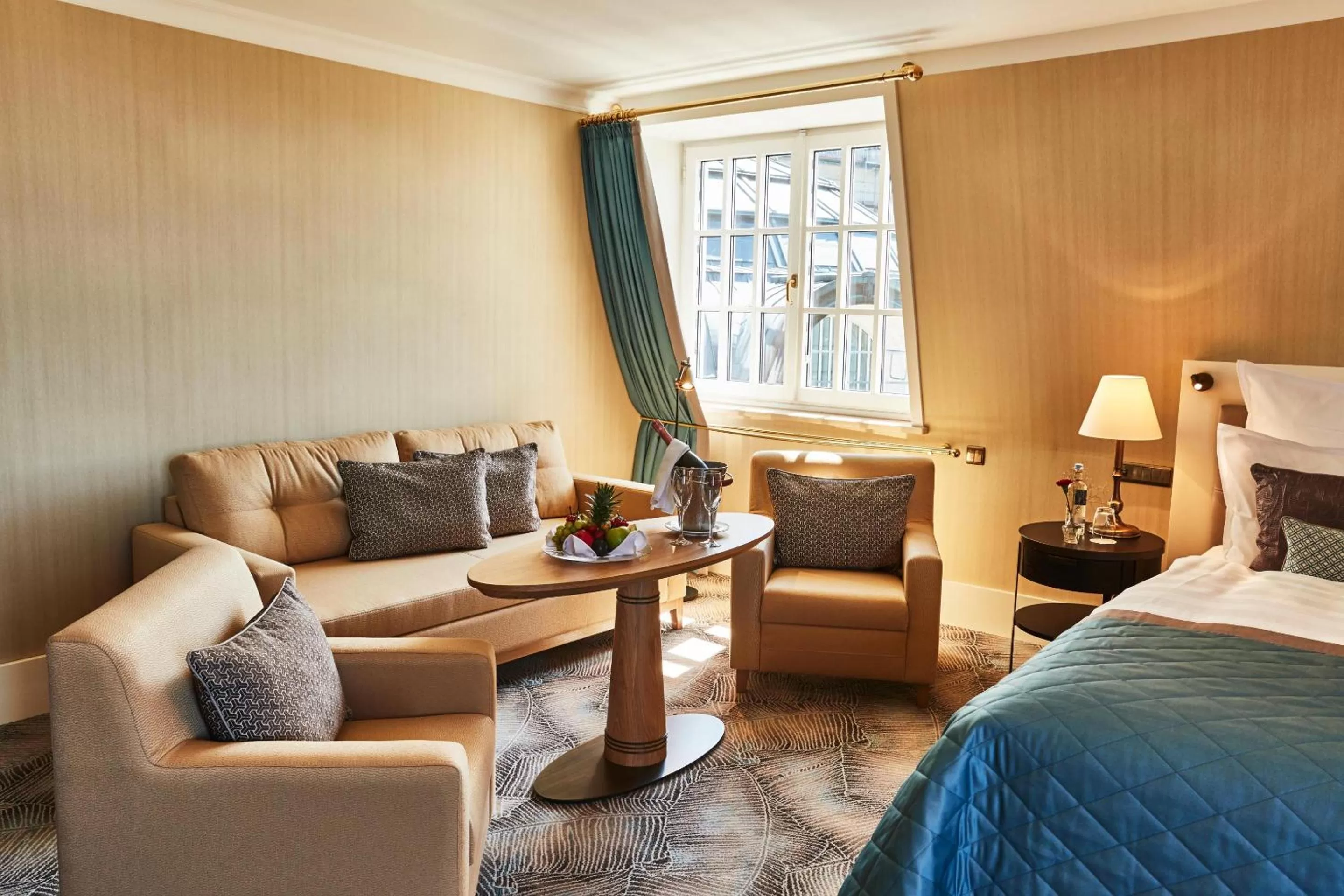 Grand Deluxe Double Room in Steigenberger Grandhotel & Spa Petersberg