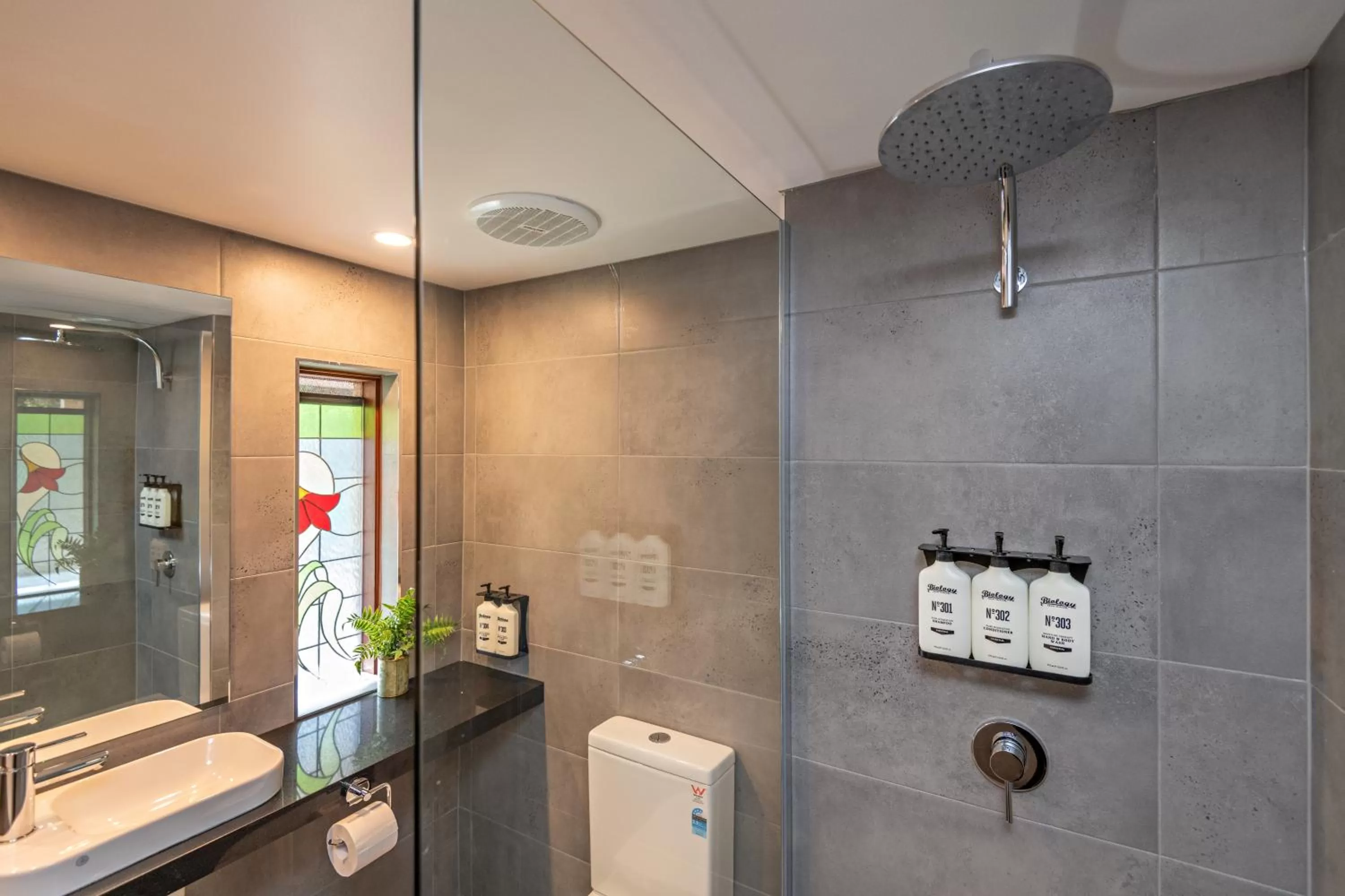 Shower in Lincoln Downs Resort Batemans Bay