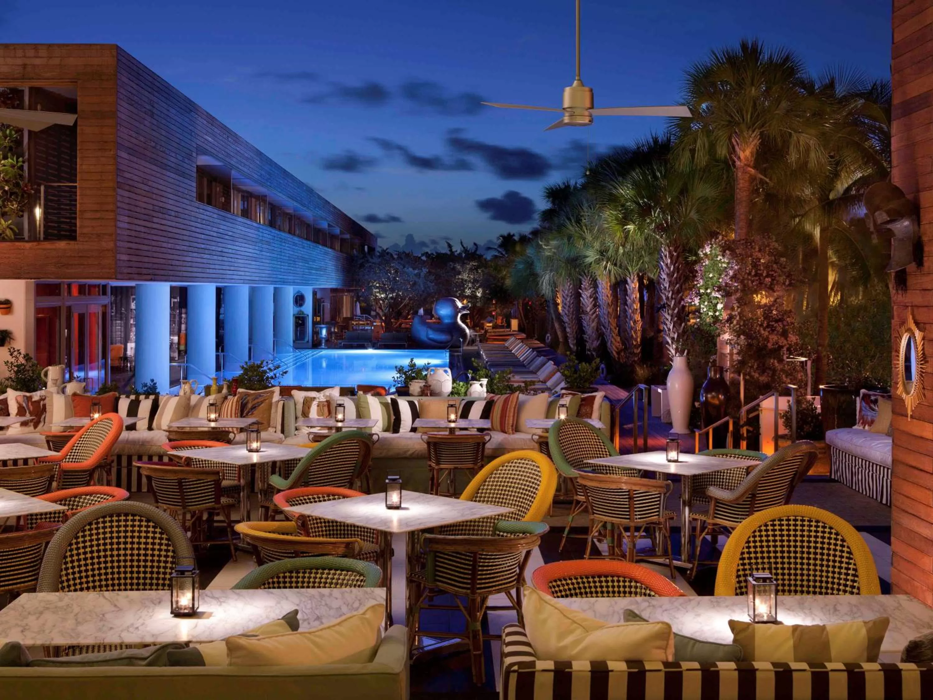 Restaurant/places to eat in SLS South Beach
