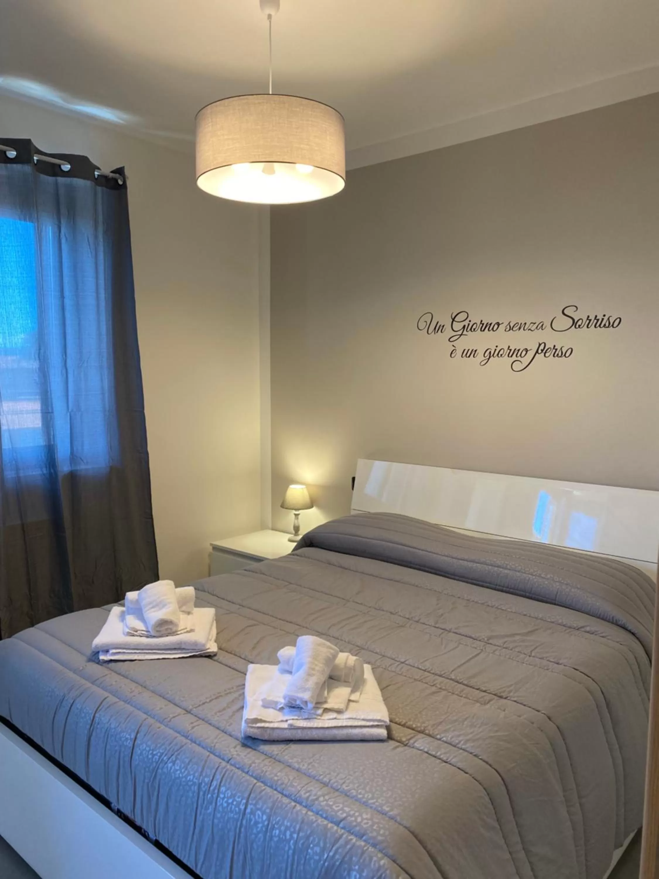 air conditioner, Bed in BELLA ASSISI B & B