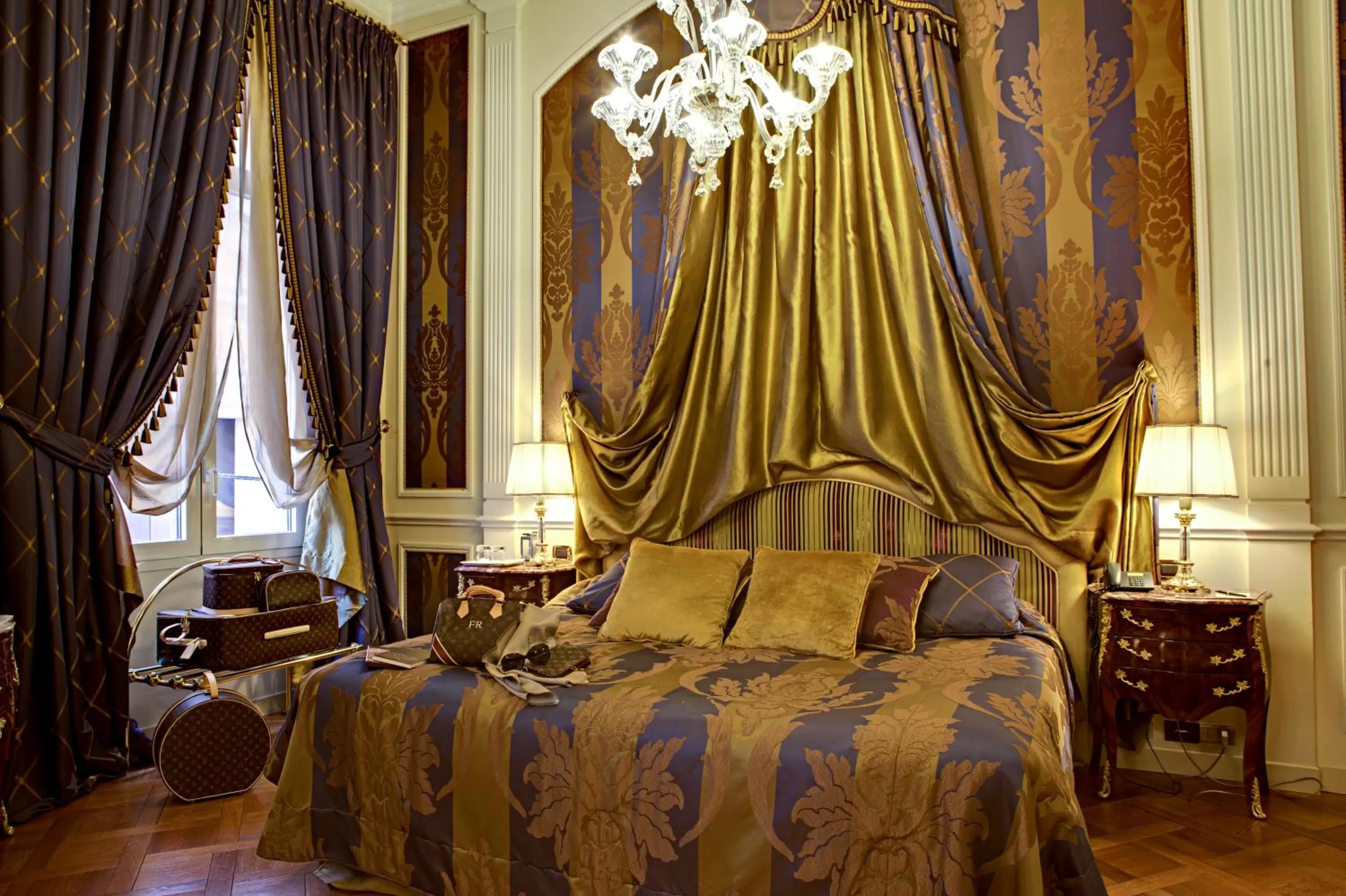 Bedroom, Bed in Grand Hotel Majestic gia' Baglioni