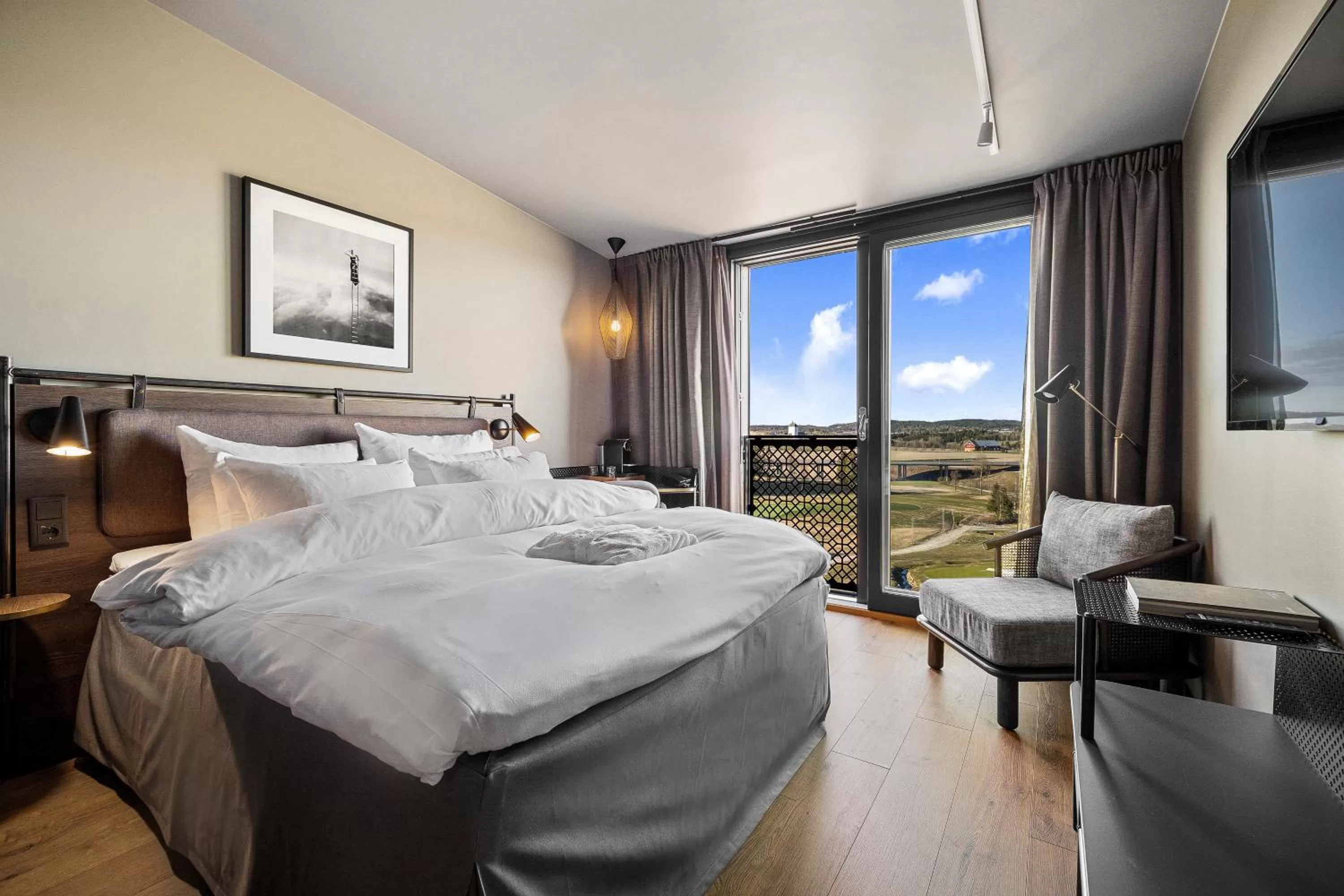 Garden view, Bed in Lily Country Club