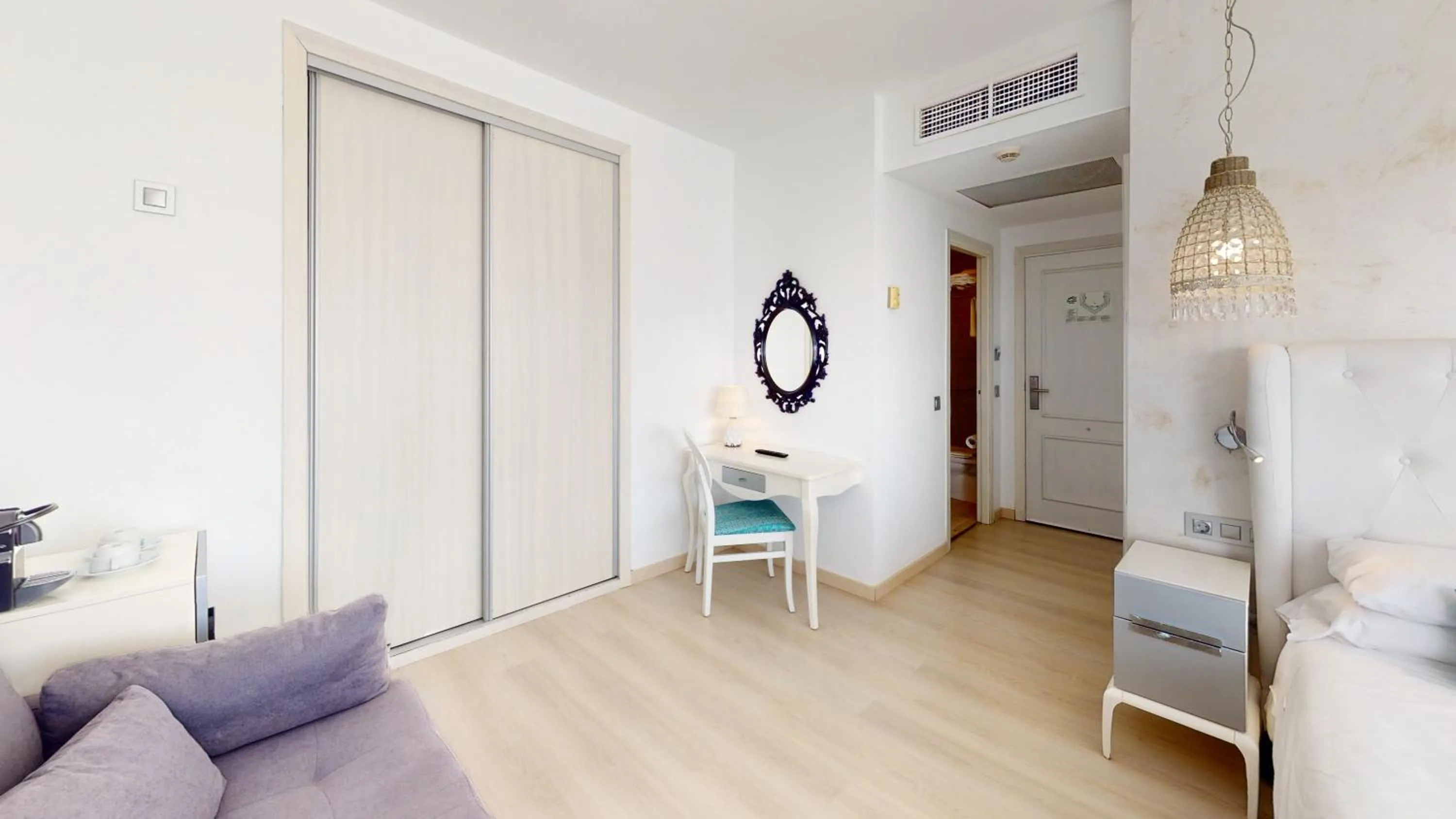 Bedroom, Bed in Cala Millor Garden Hotel - Adults Only