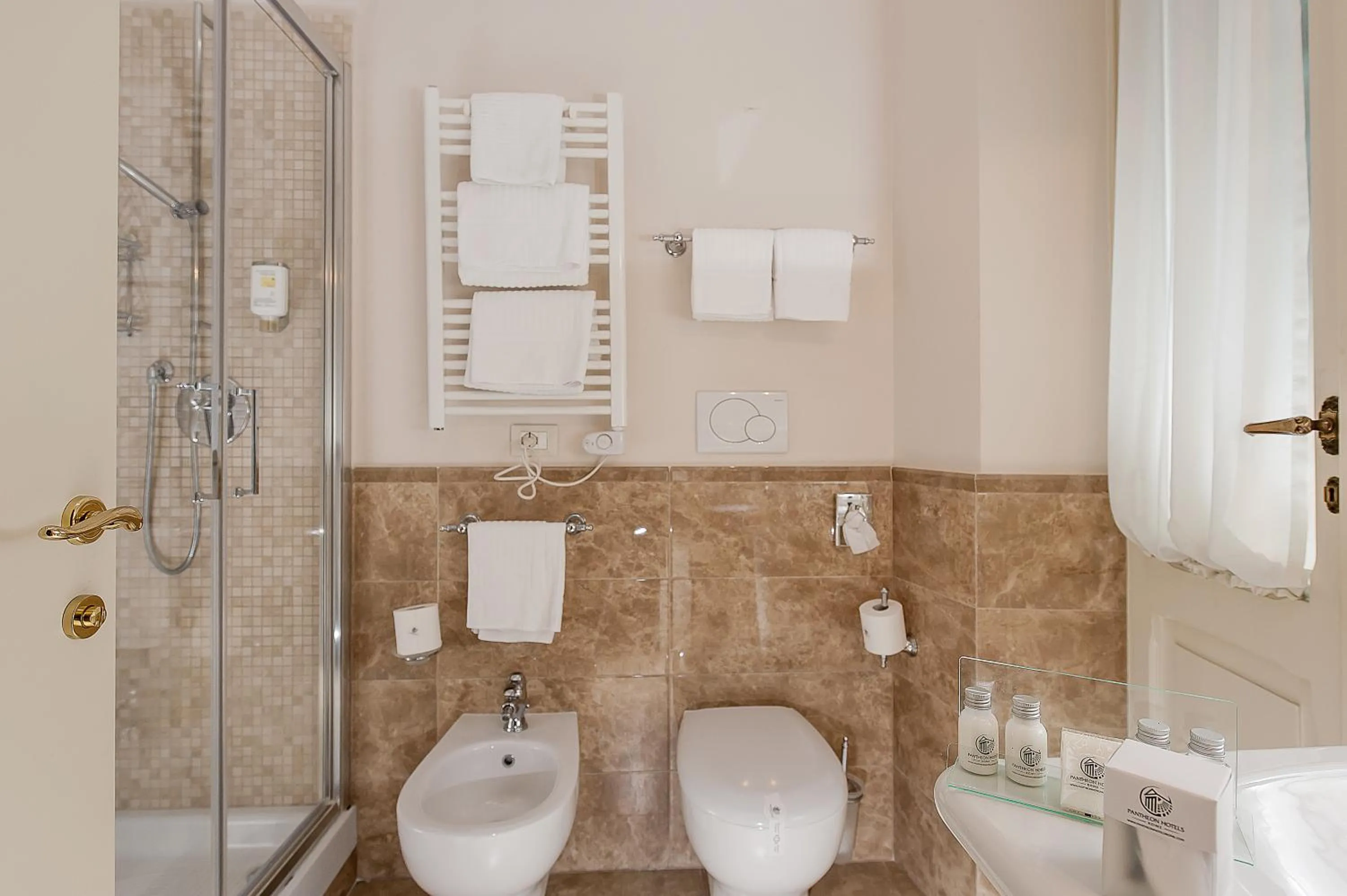 Bathroom in Dimora Degli Dei