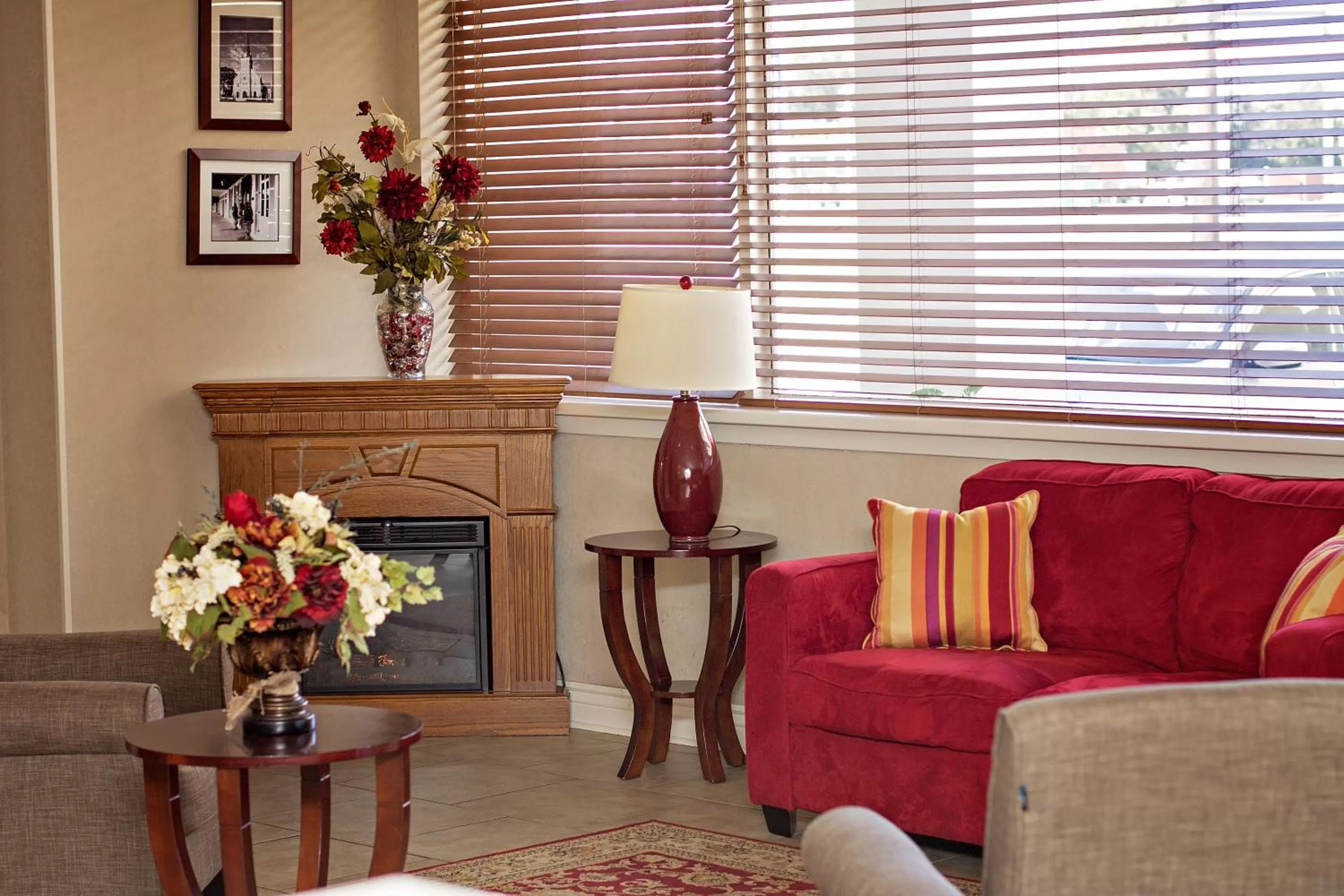 Lobby or reception in Ramada by Wyndham New Iberia