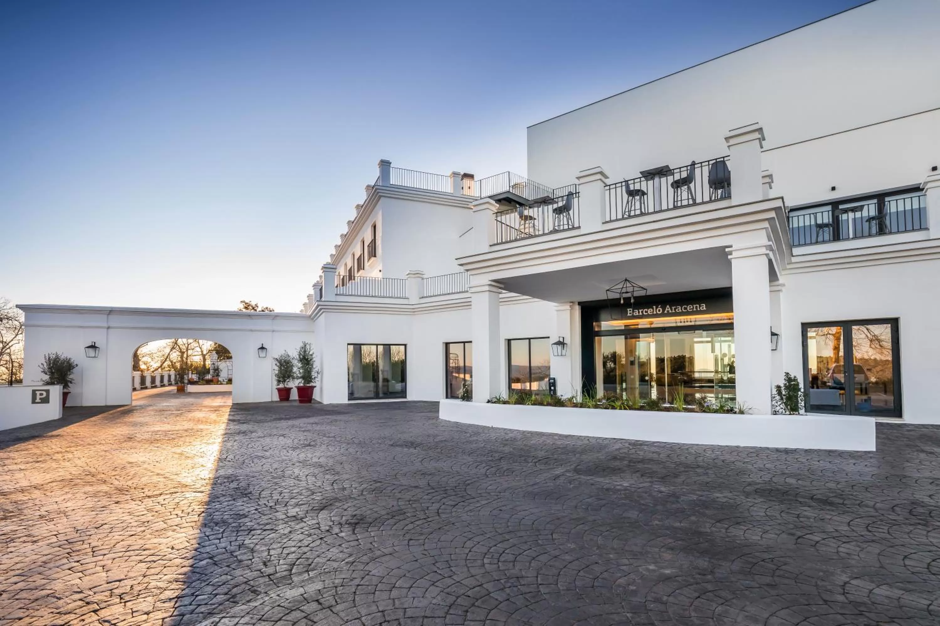 Facade/entrance in Barceló Aracena & Spa