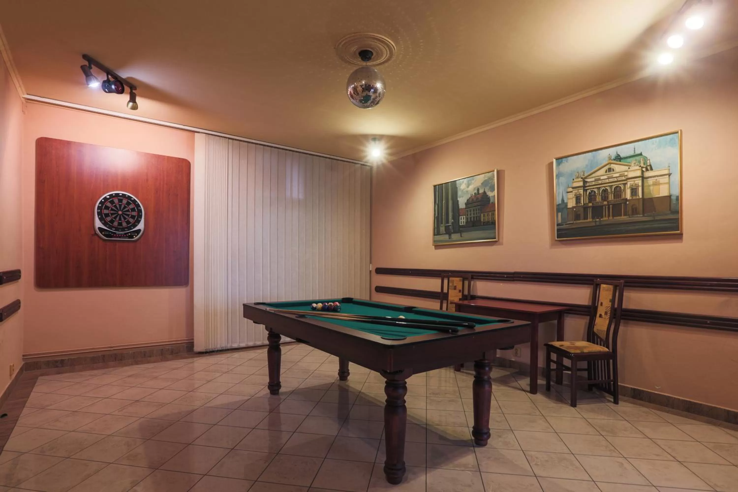 Billiard in Hotel Victoria