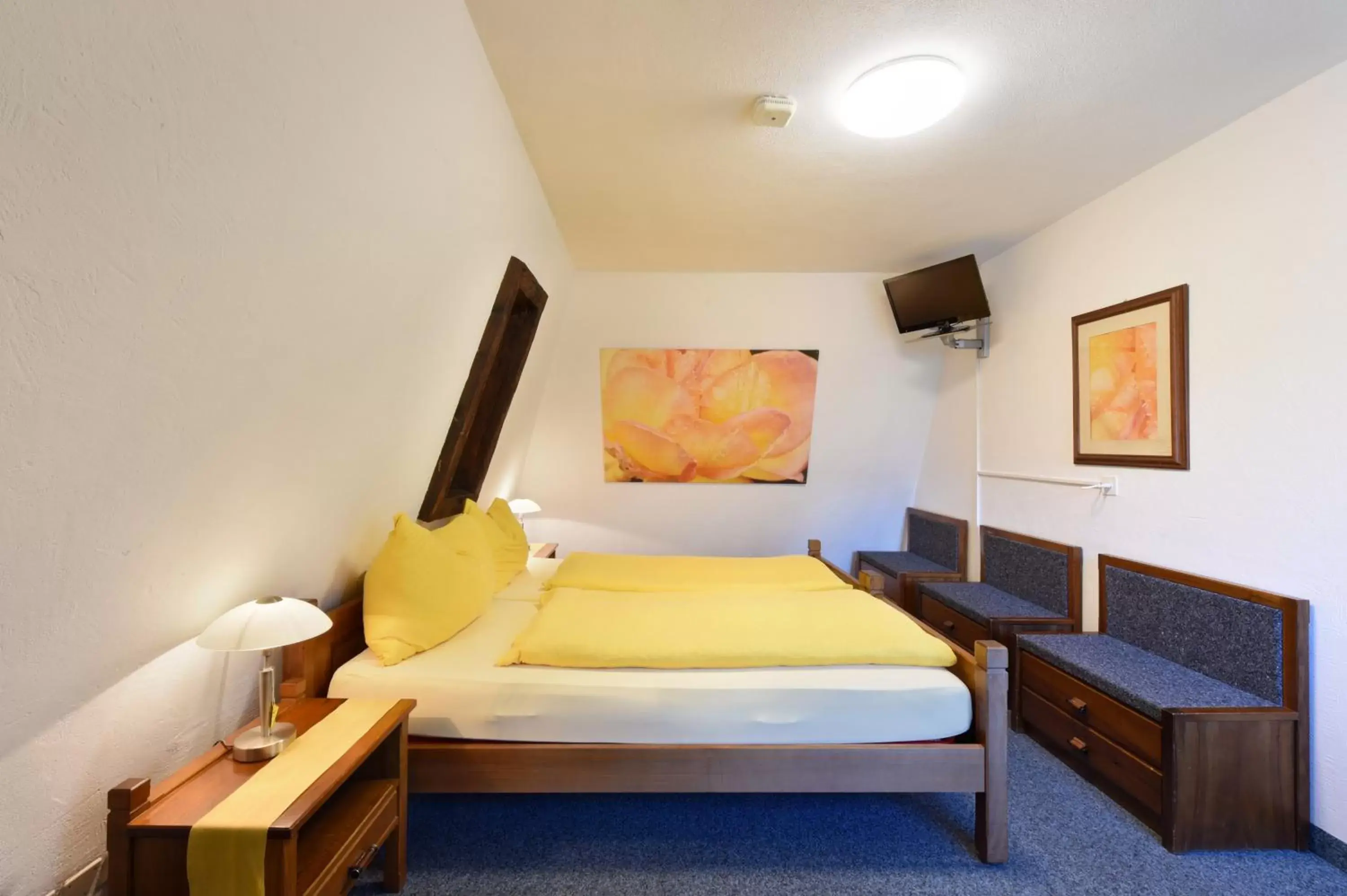 Family Room in Schlosshotel - Self Check-In Hotel Family Room in Schlosshotel - Self Check-In Hotel